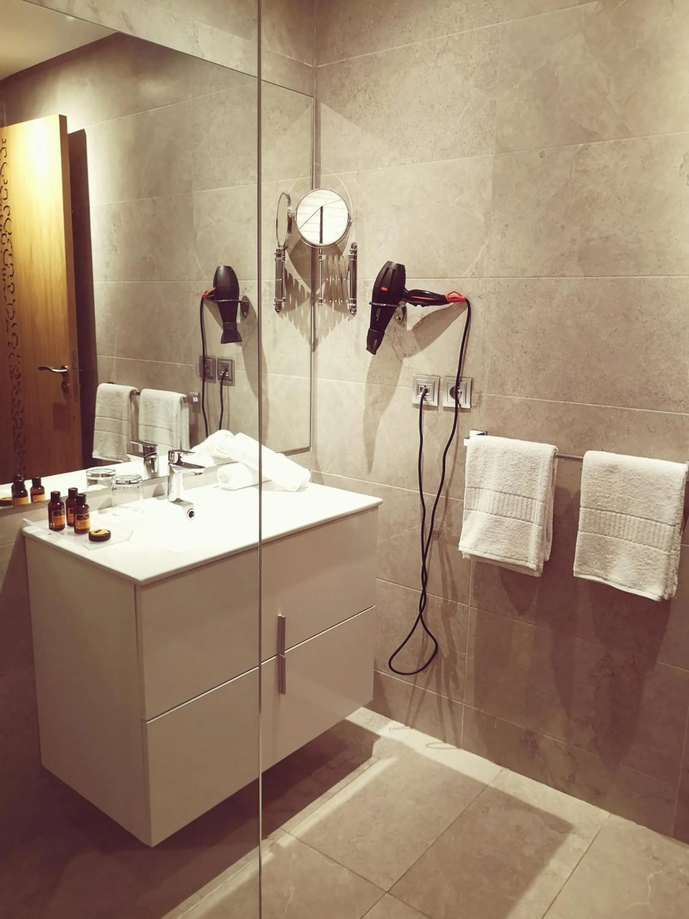 Bathroom in Mid Town Hotel Casablanca