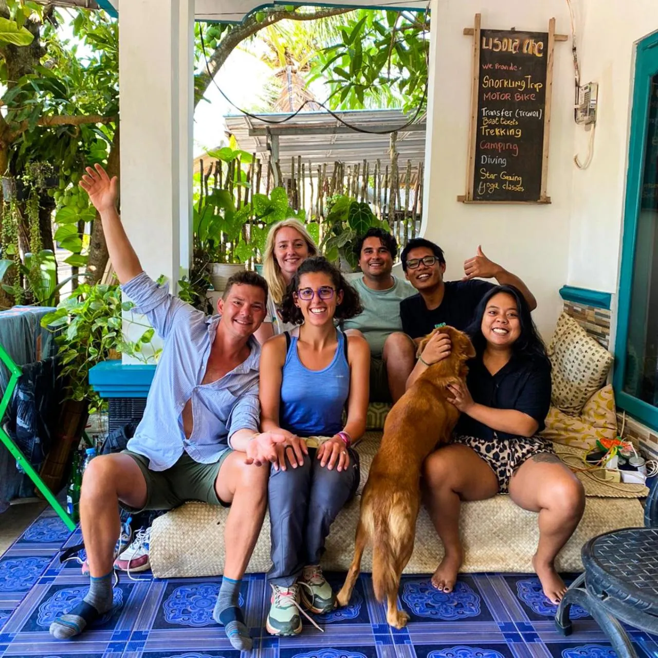 Property building in L'isola che...