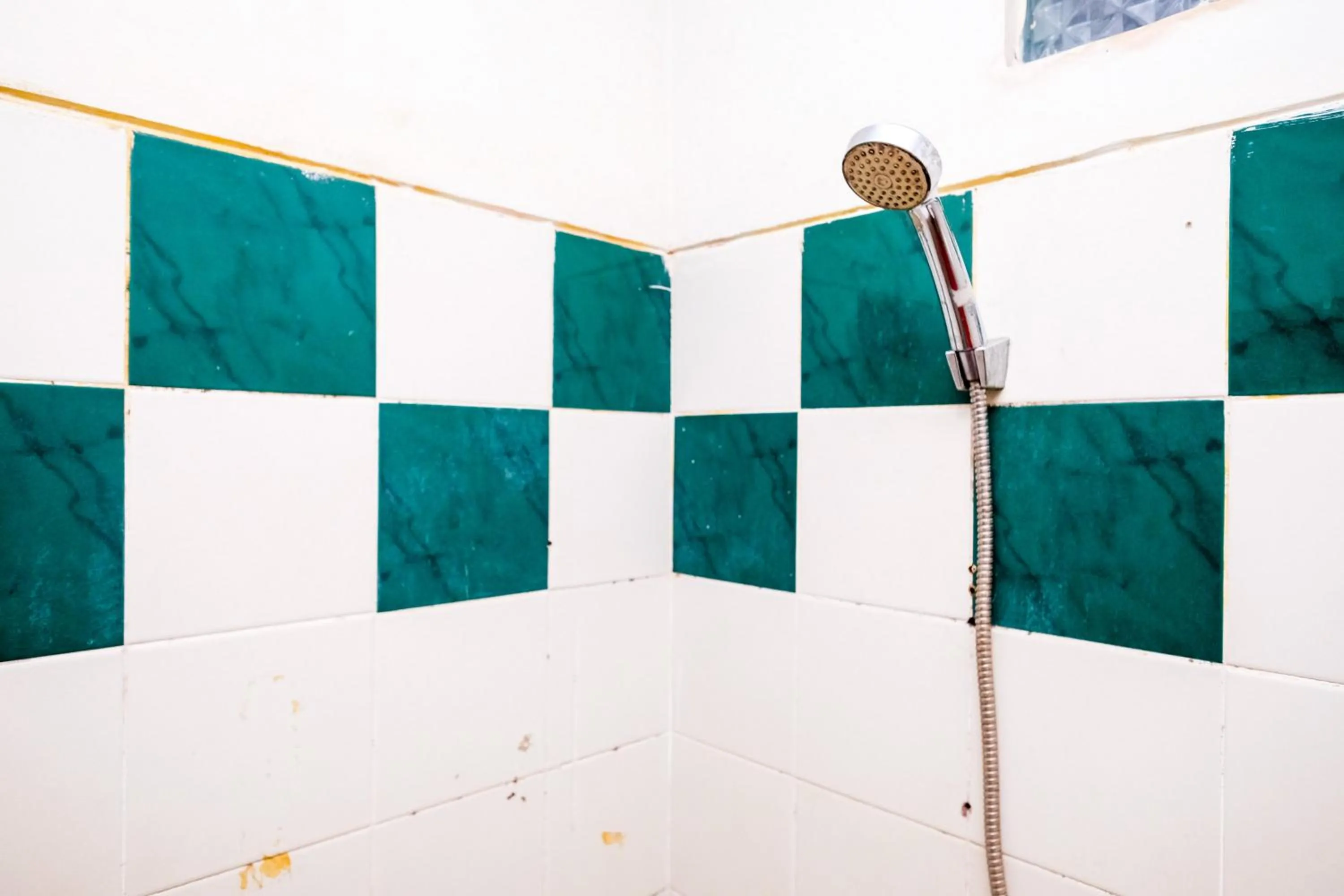 Bathroom in RedDoorz @ Panglima Sudirman