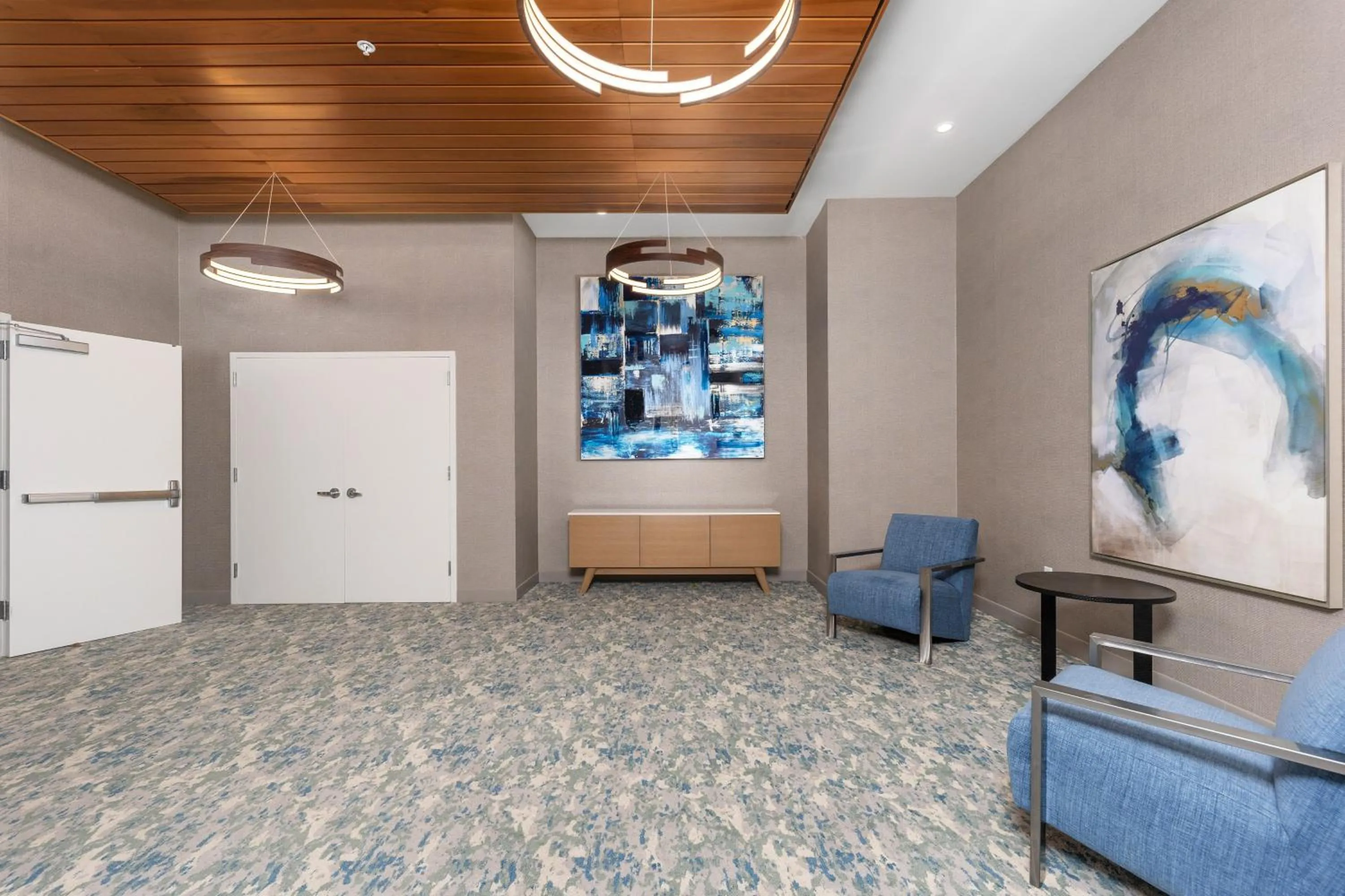 Meeting/conference room in Element Hampton Peninsula Town Center