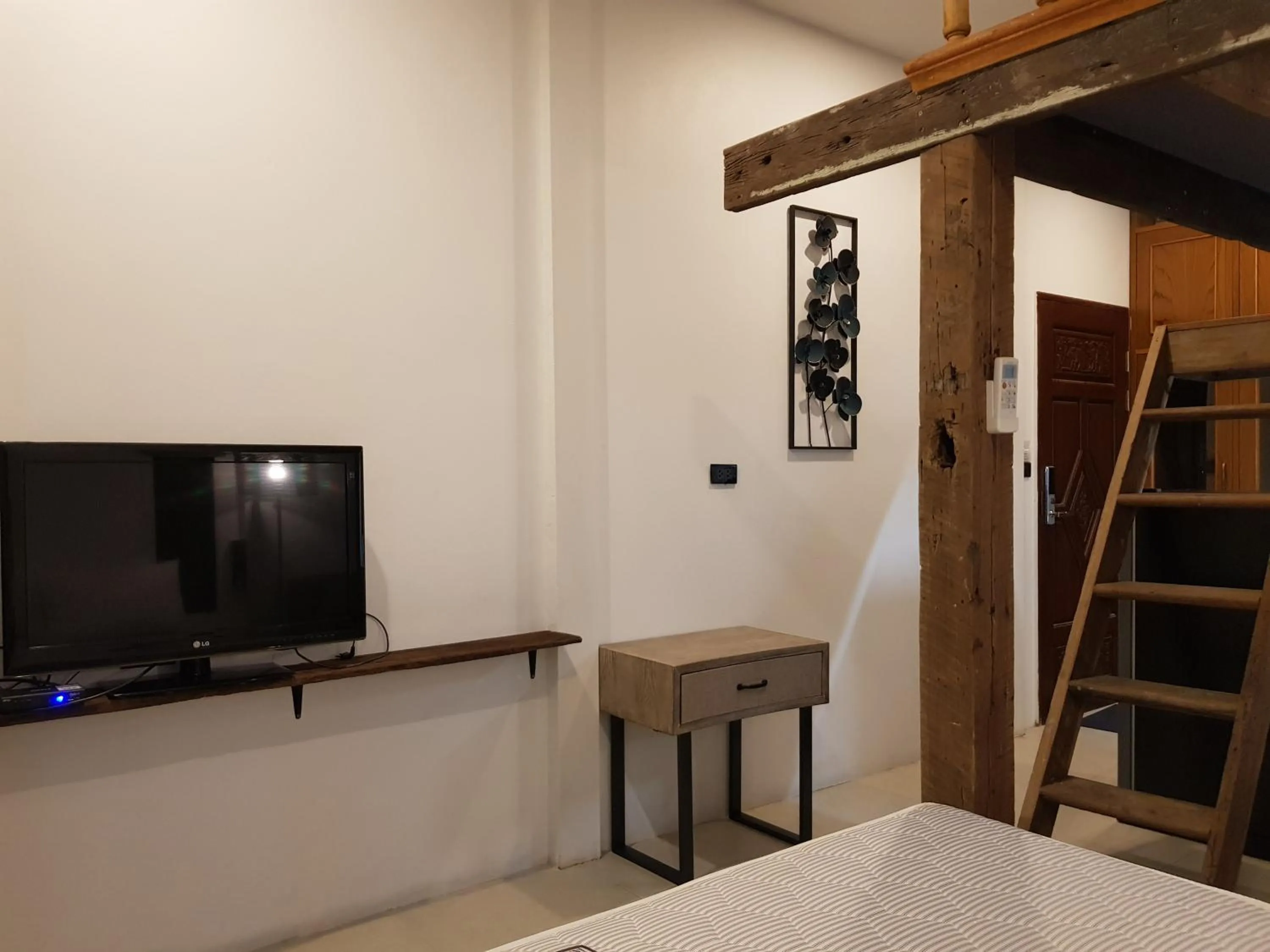 Bed in Tepbunthom Hostel