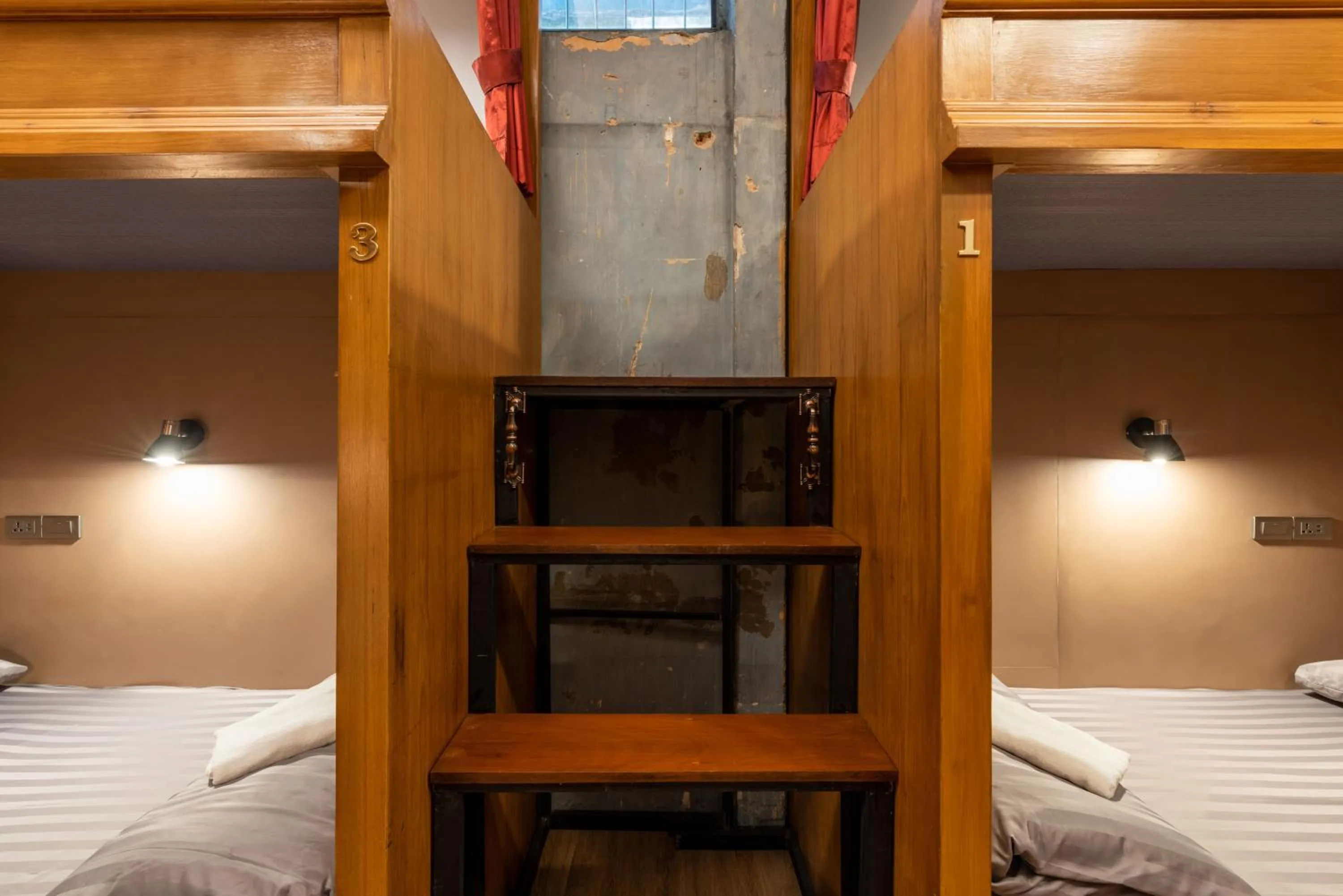 Bed in Tepbunthom Hostel