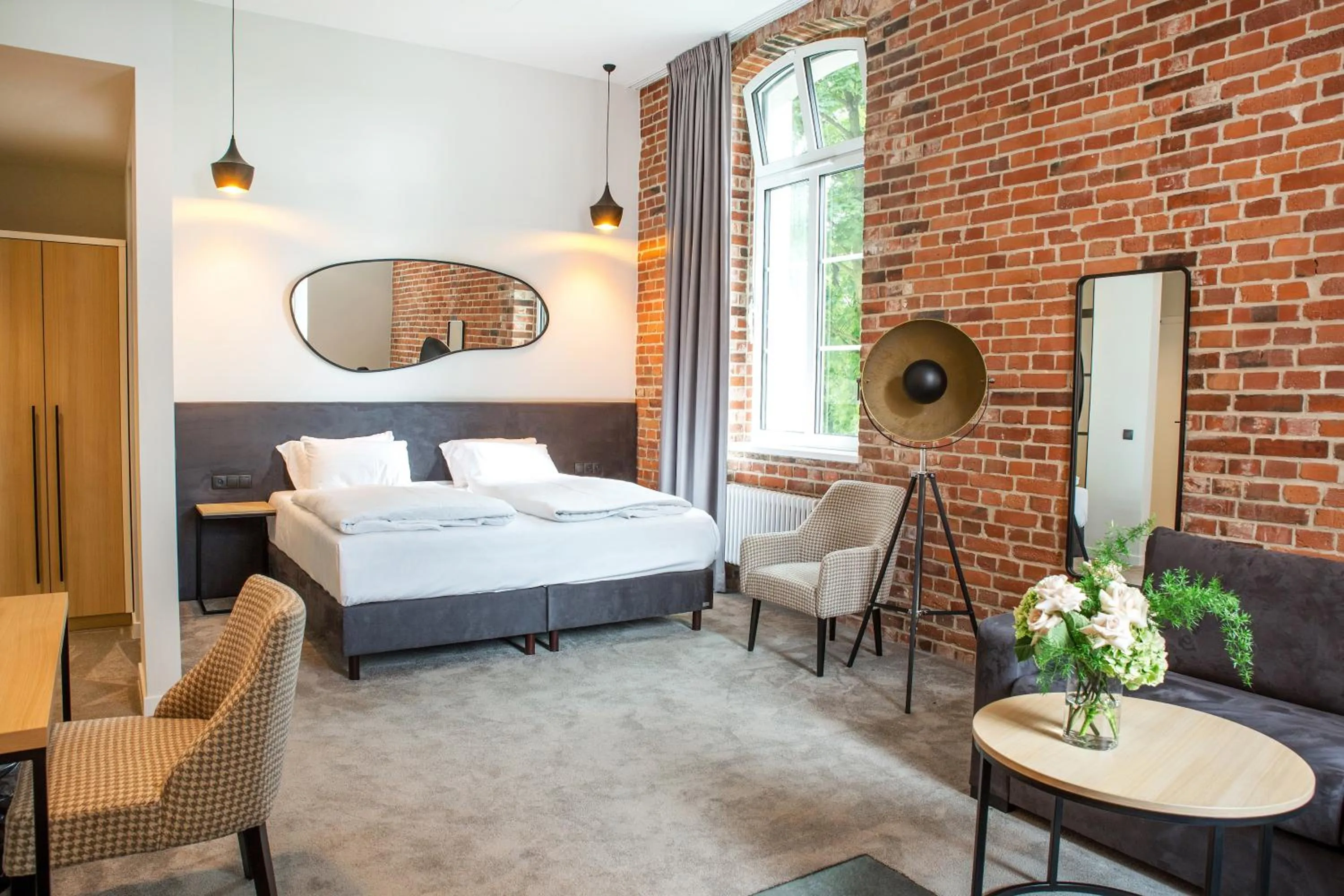 Bed in Hotel Hugo Business & Spa