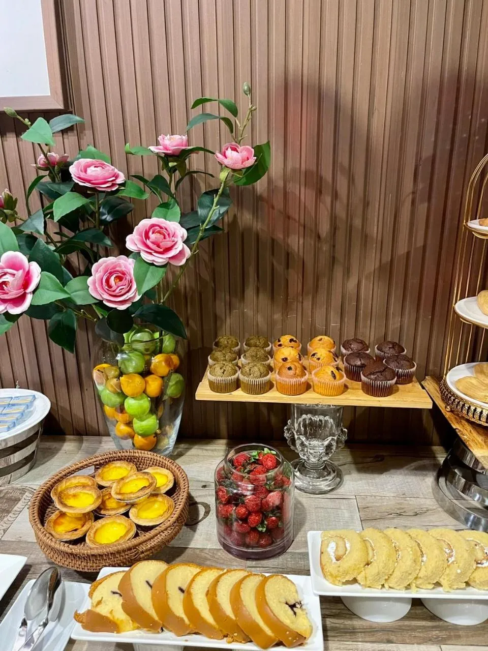 Buffet breakfast in Nesta Hotel Saigon