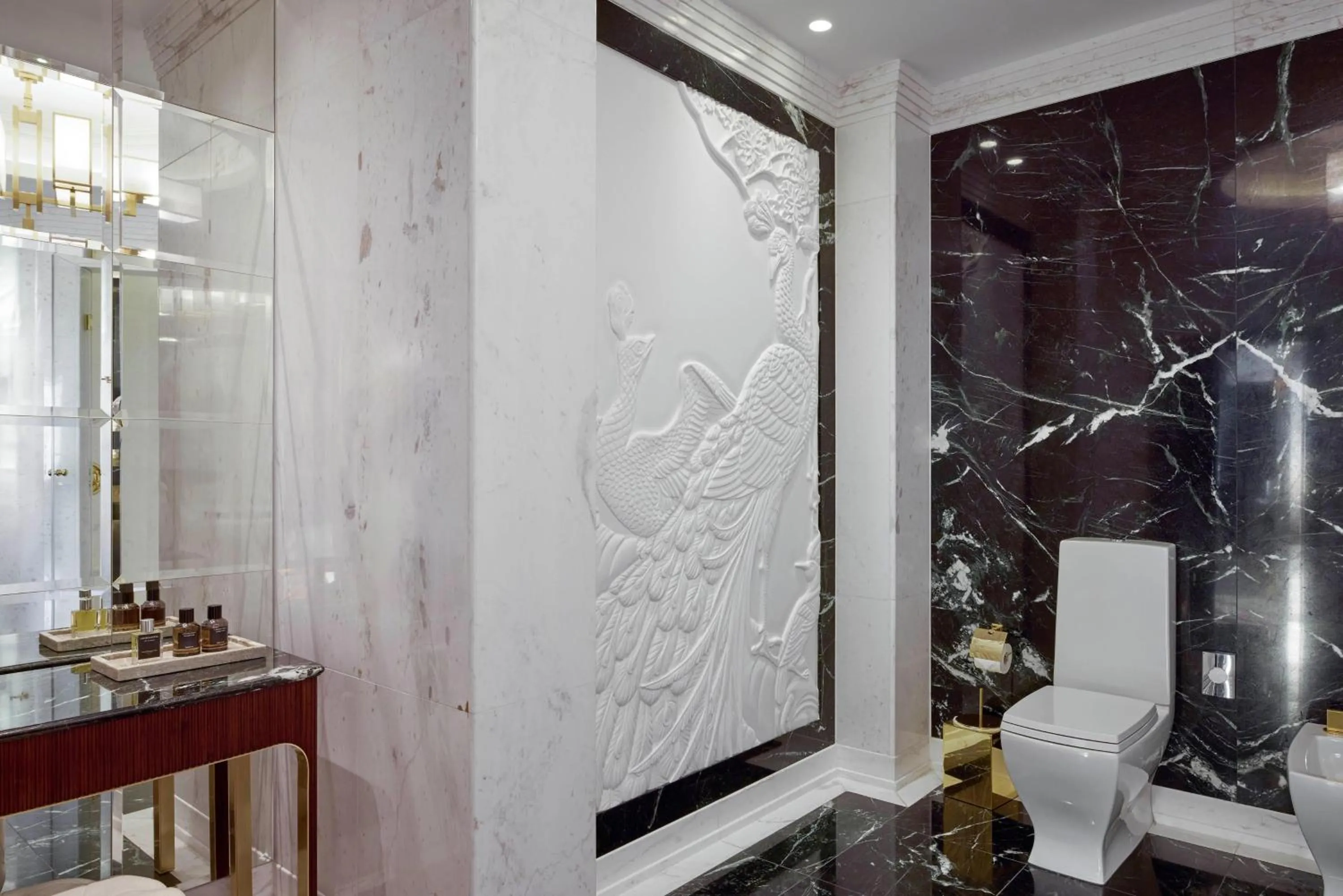 Shower in Pomegranate Wellness Spa Hotel