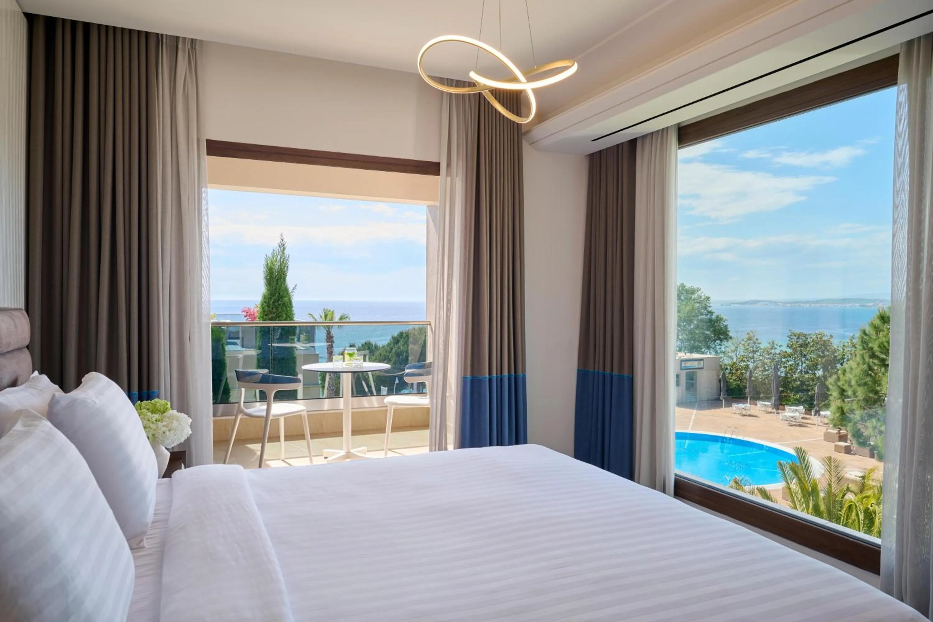 Photo of the whole room, Bed in Pomegranate Wellness Spa Hotel