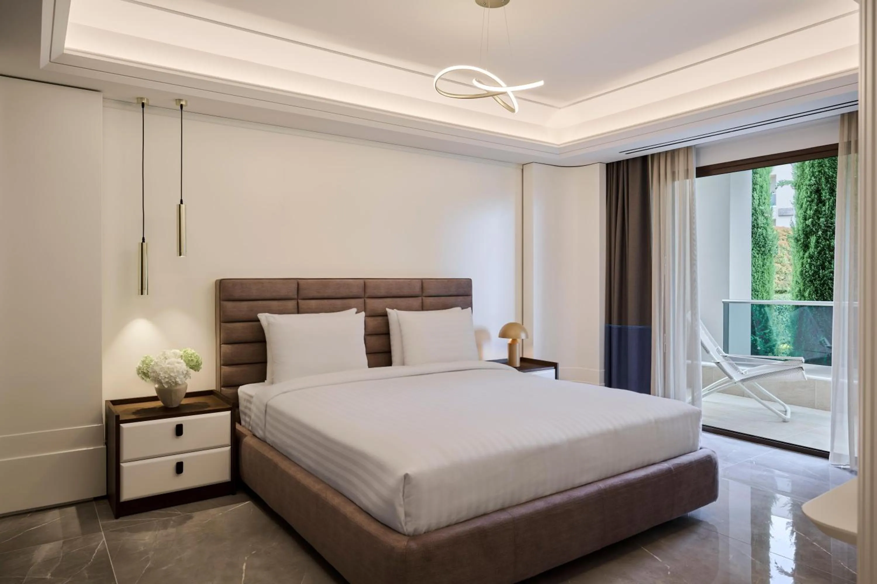 Bed in Pomegranate Wellness Spa Hotel