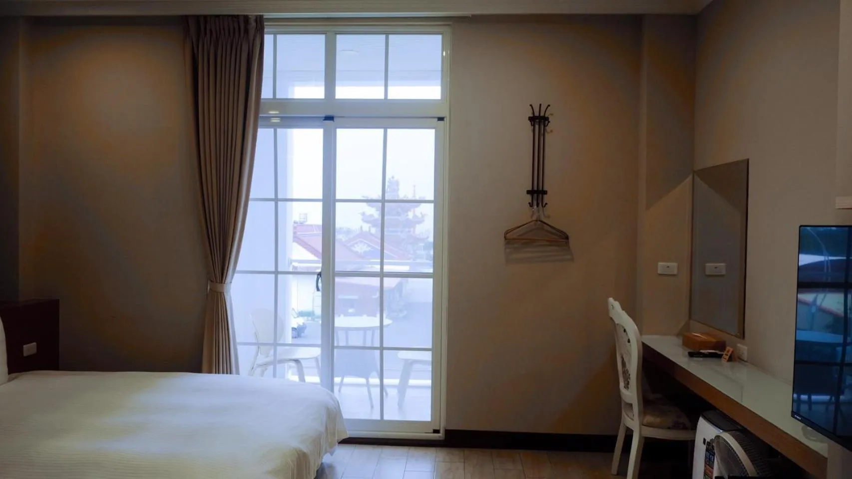 Photo of the whole room, Bed in Xiaoliuqiu Loju Castle Inn