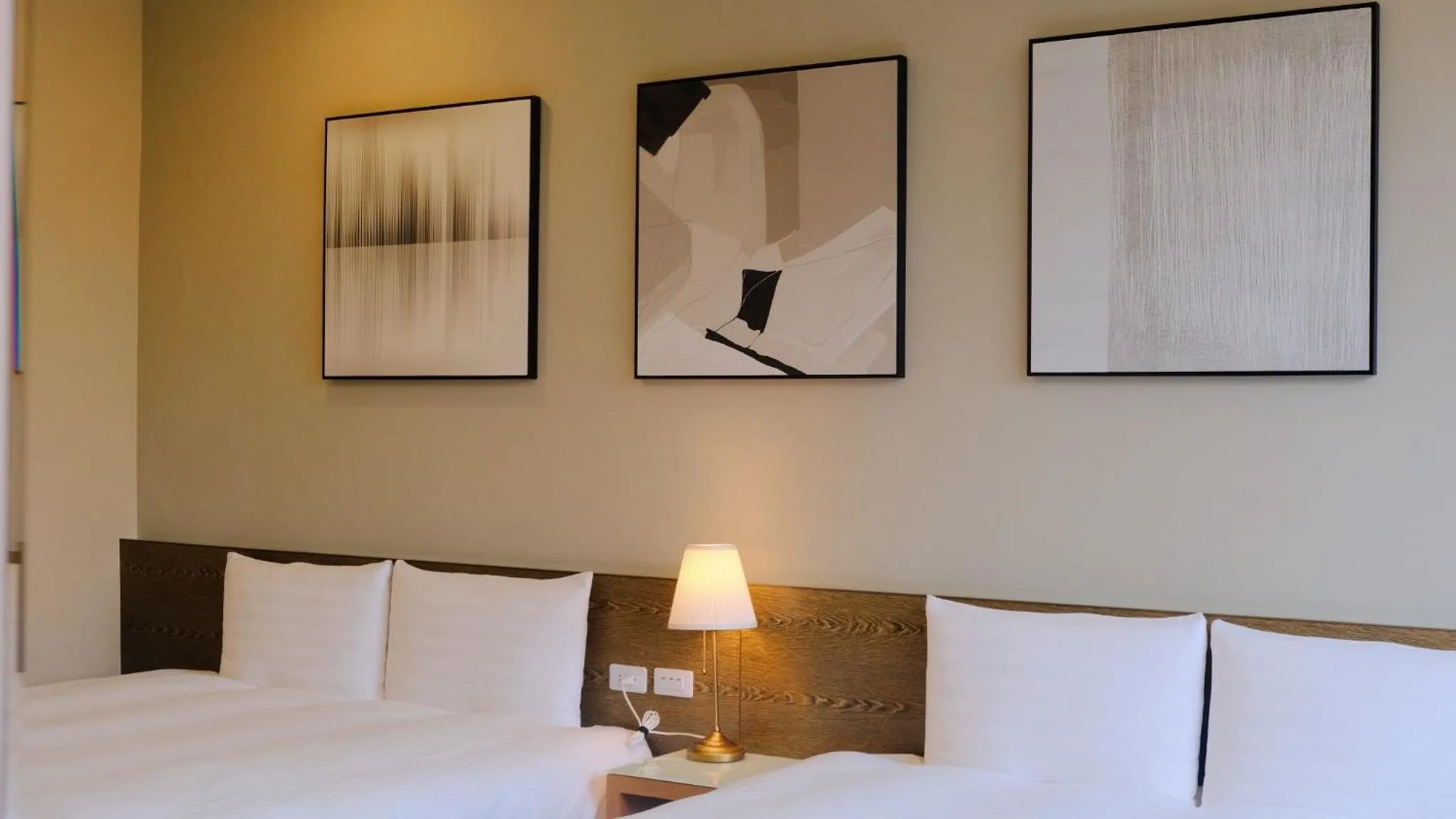 Photo of the whole room, Bed in Xiaoliuqiu Loju Castle Inn