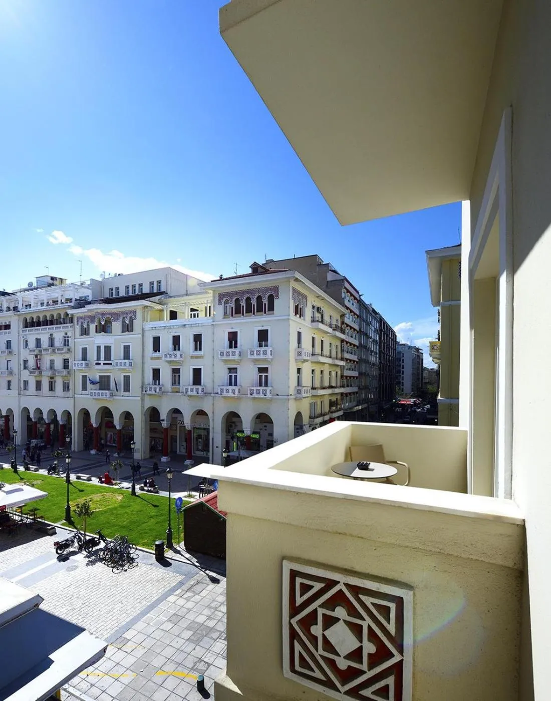 Balcony/Terrace in Roomore Apartments