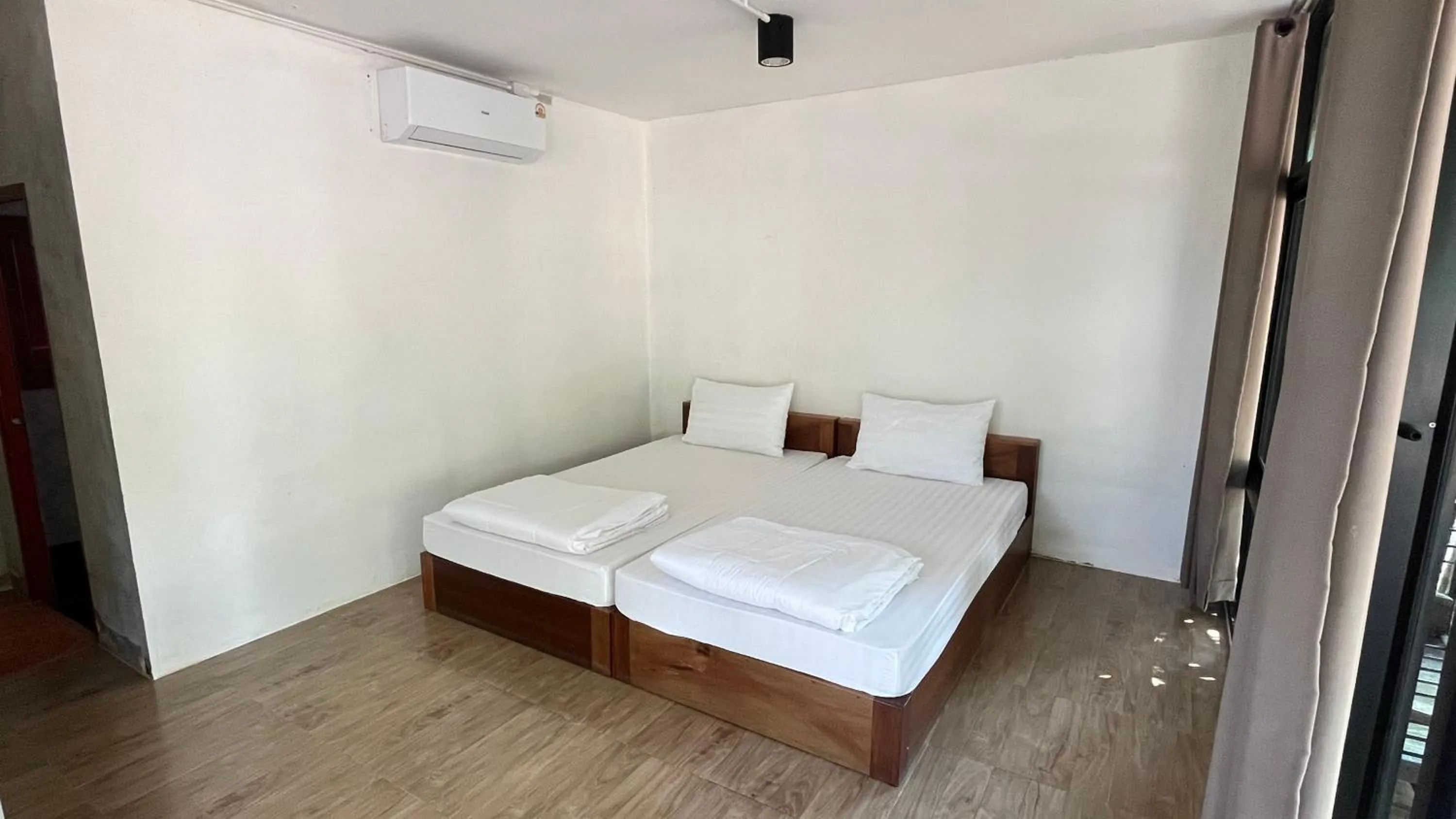 Bed in Sangkaset Resort