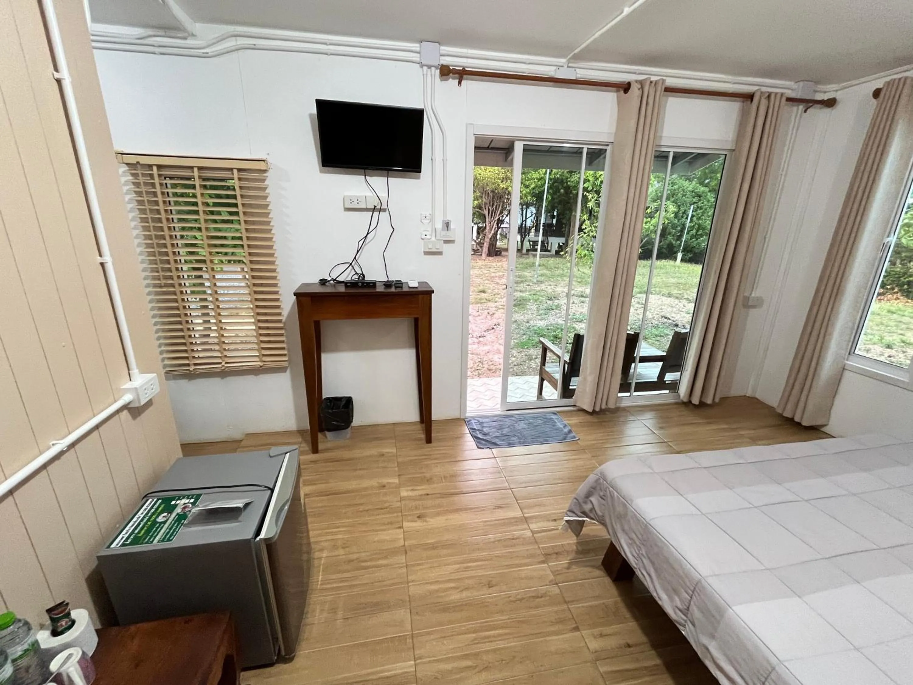 Bed in Sangkaset Resort