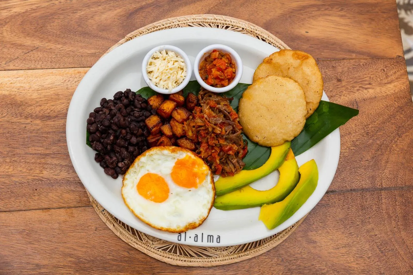 Breakfast in Hotel Boutique Al Alma