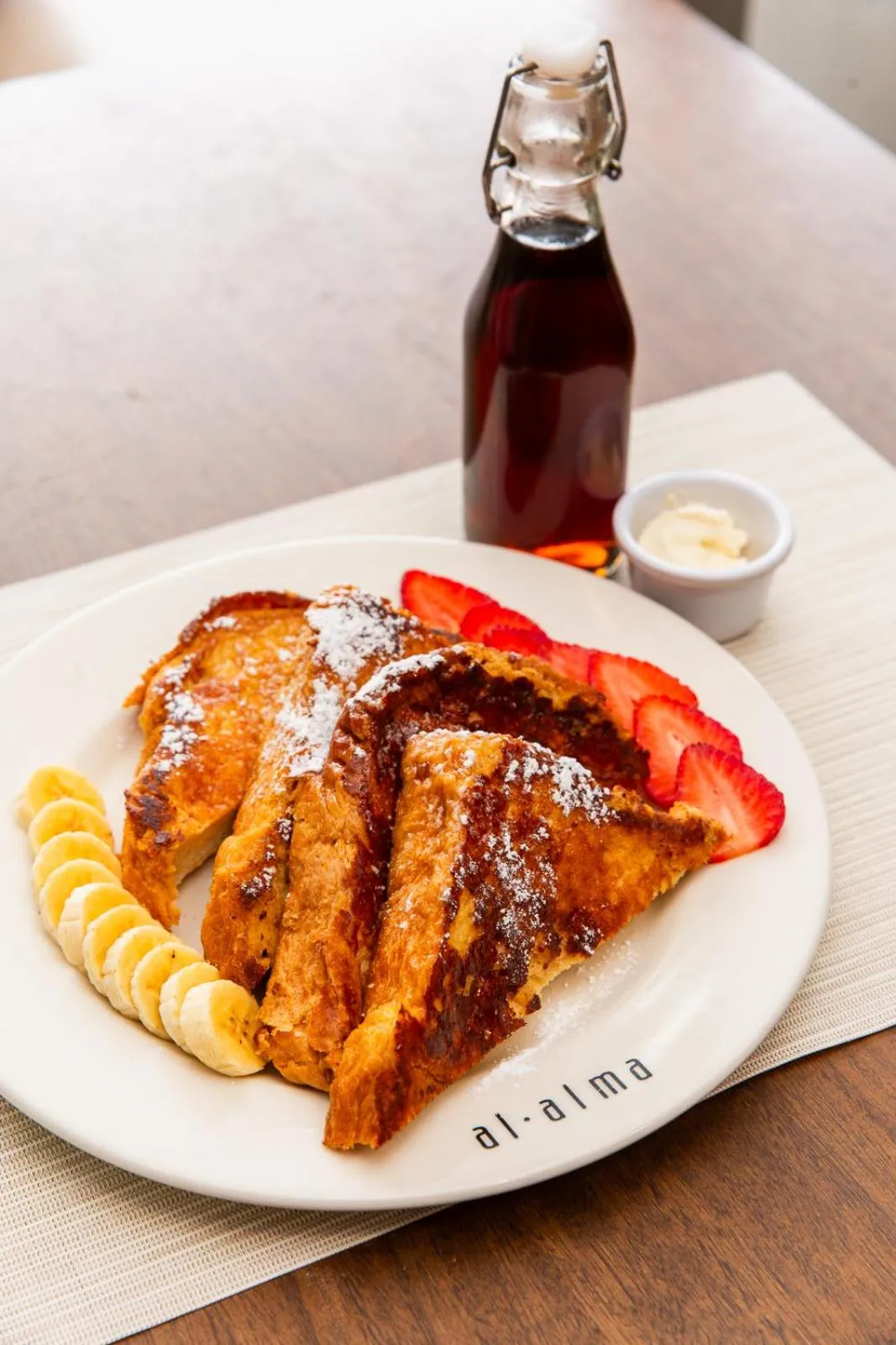 Breakfast in Hotel Boutique Al Alma