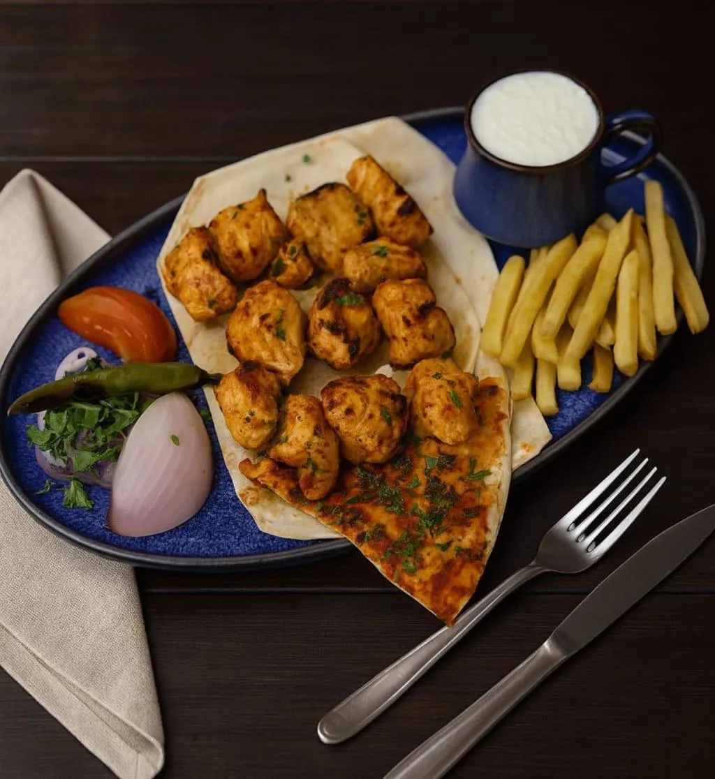 Food and drinks in Banan Hotel & فندق بنان