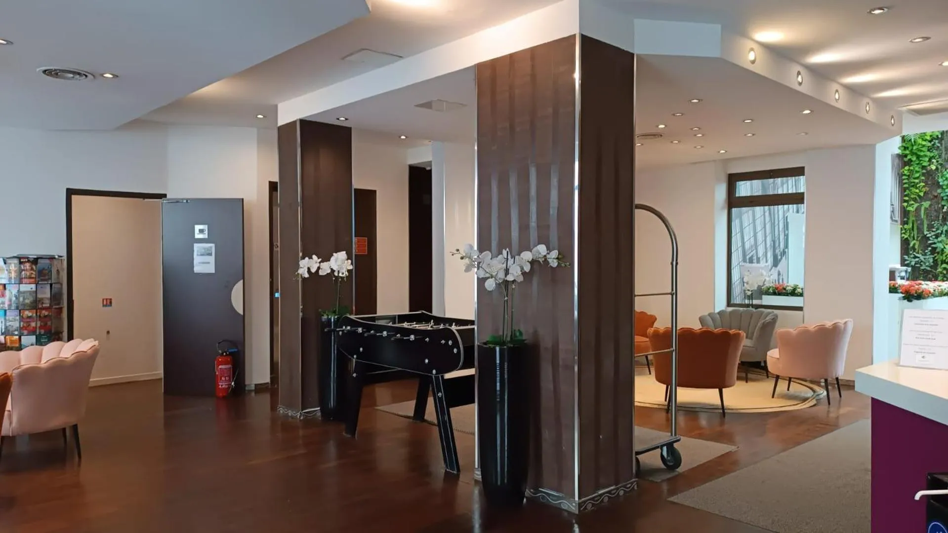 Decorative detail in Hotel Aida Marais