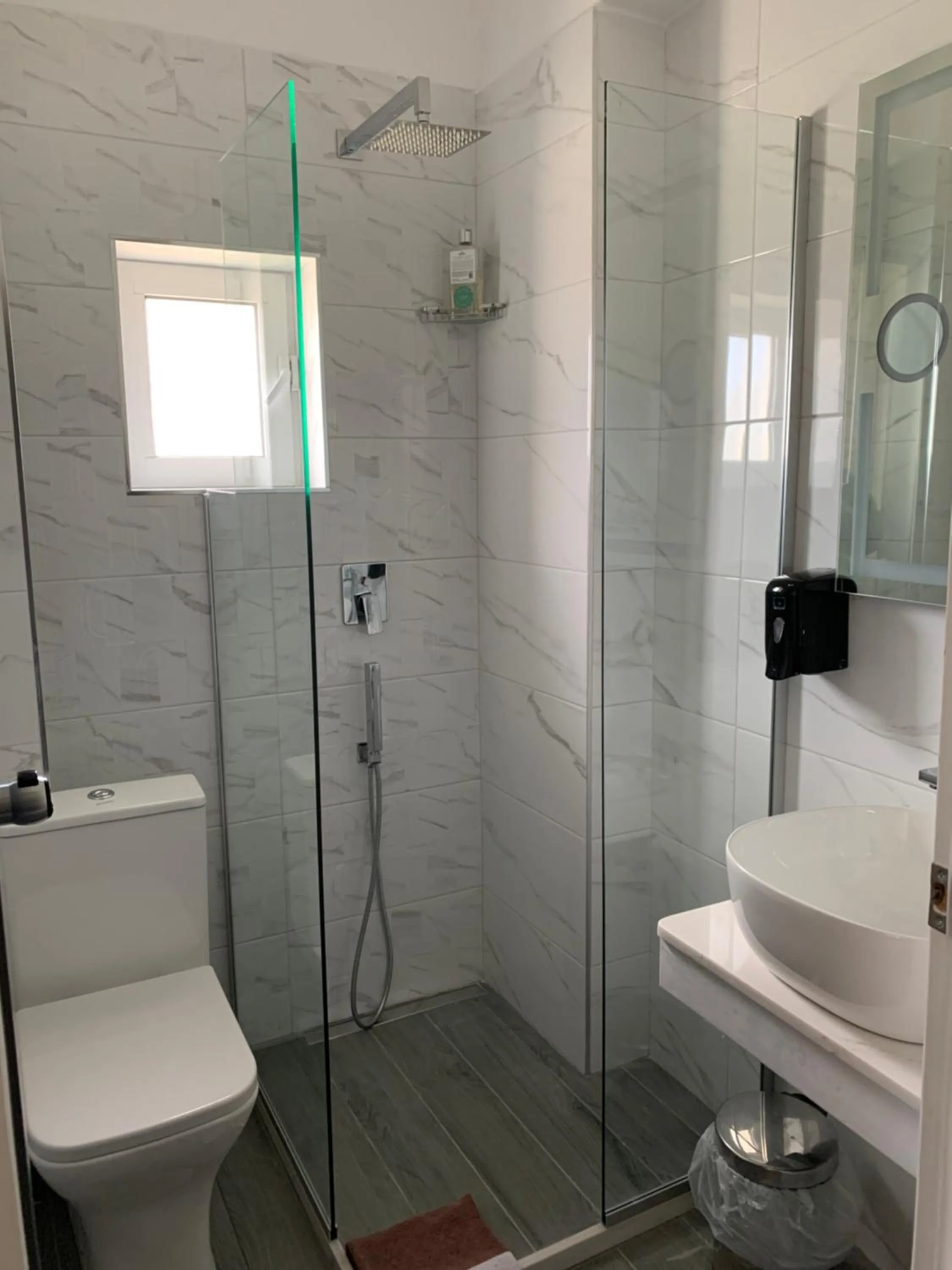 Bathroom in Perea Hotel