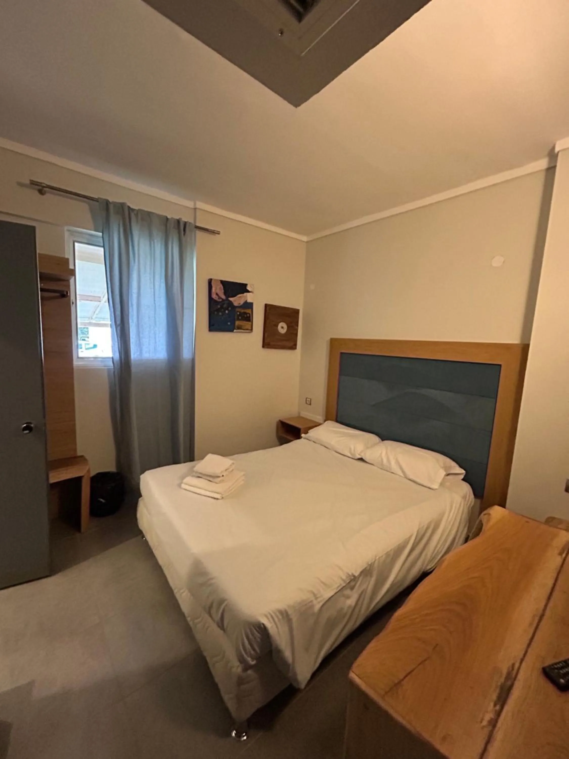 Bedroom, Bed in Perea Hotel