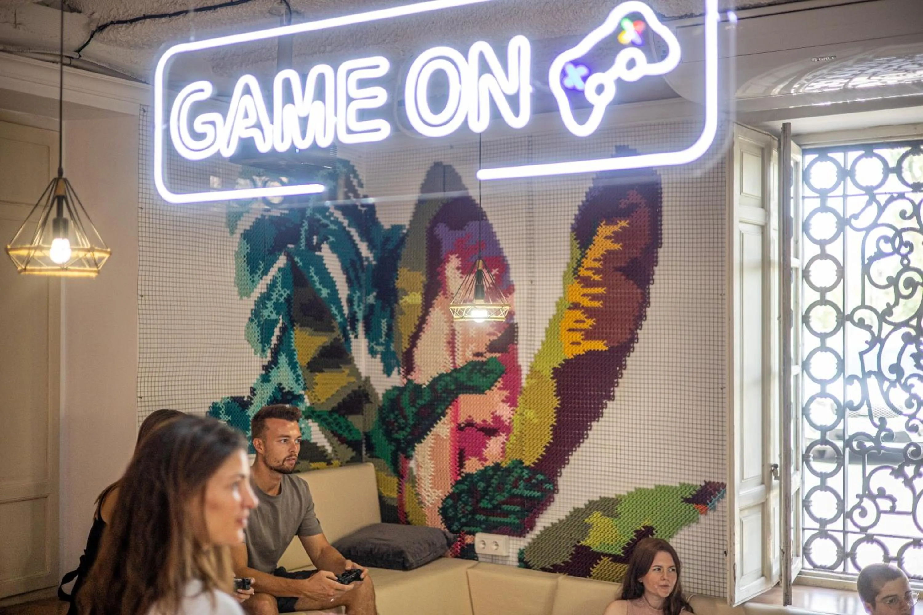 Restaurant/places to eat in River Hostel