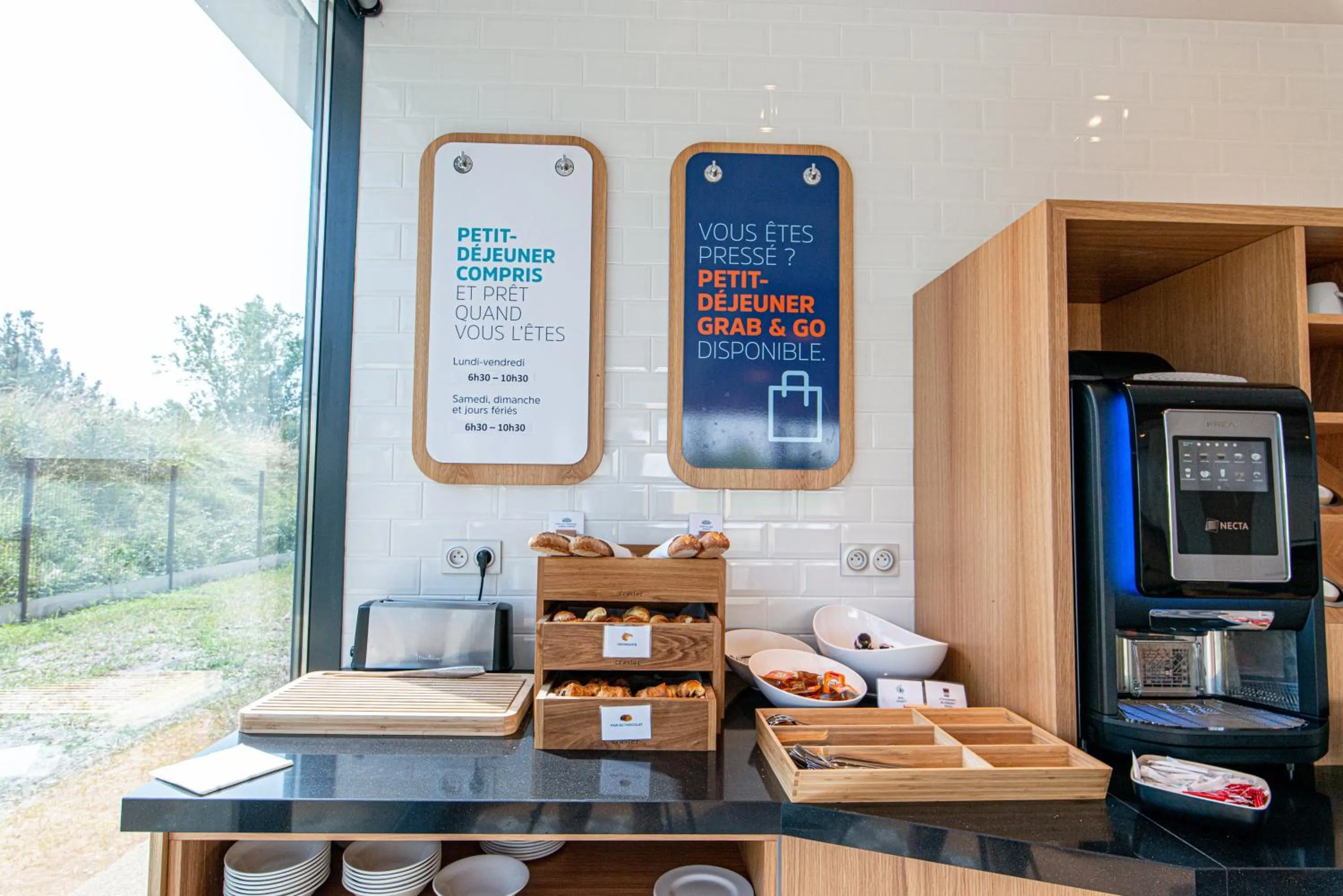 Breakfast in Holiday Inn Express - Bordeaux - Lormont by IHG