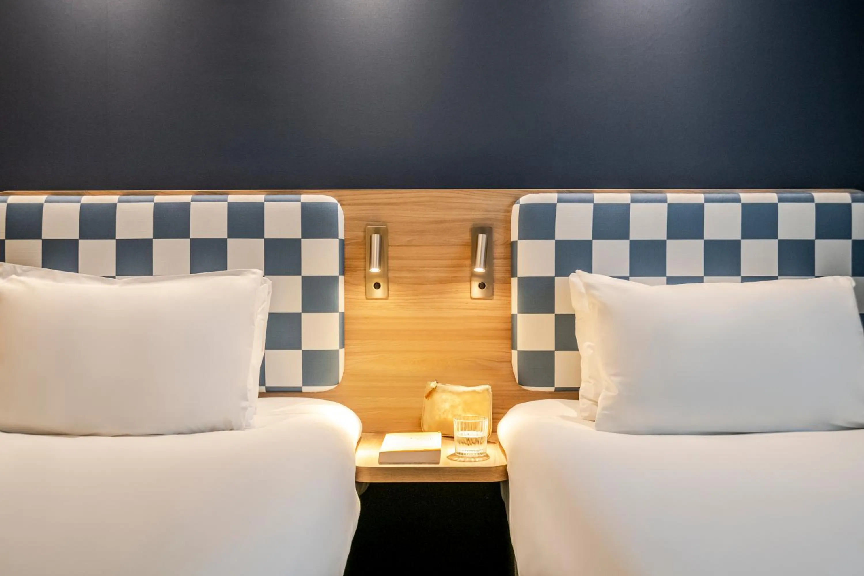 Bed in IBIS STYLES BORDEAUX LORMONT