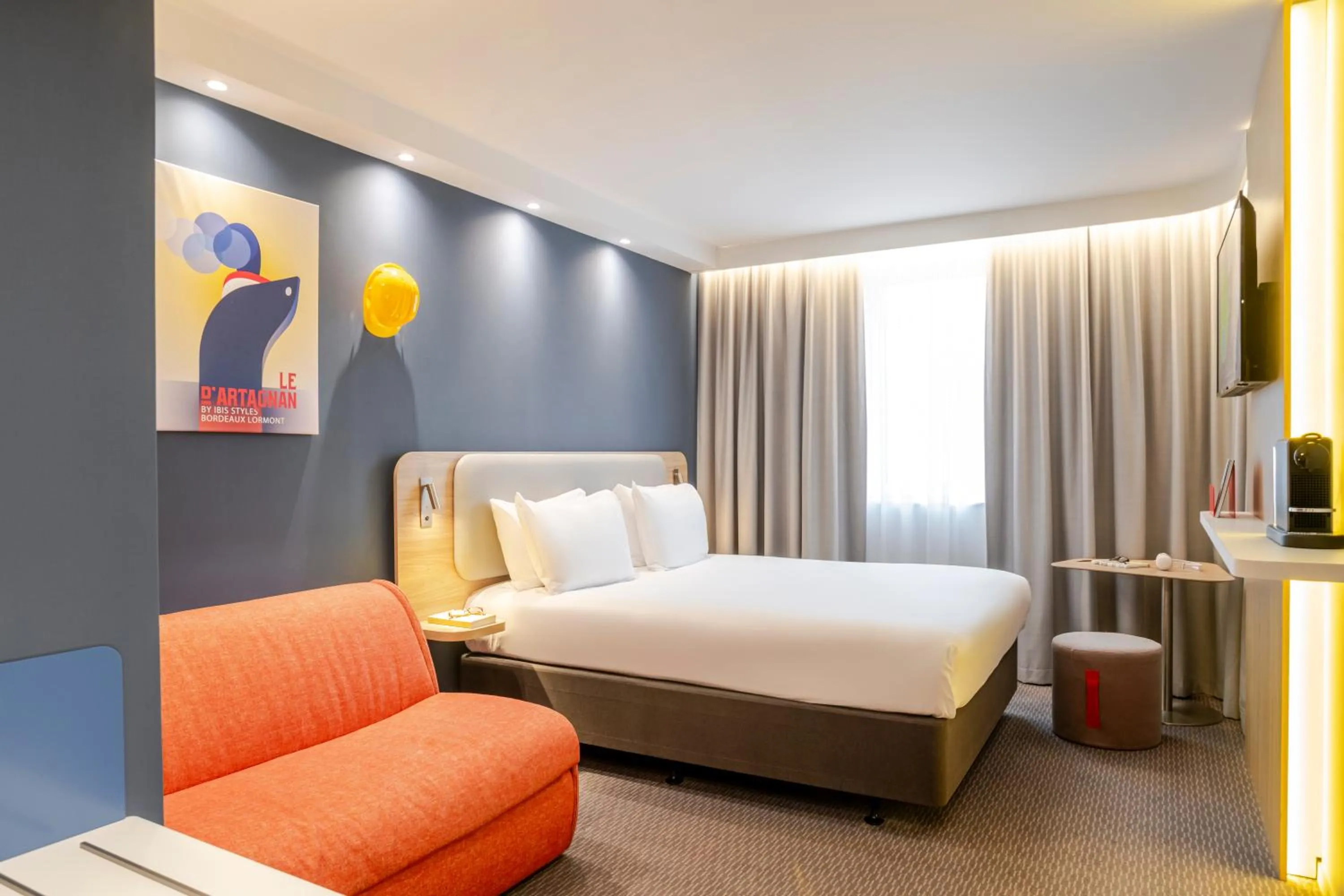 Bed in IBIS STYLES BORDEAUX LORMONT