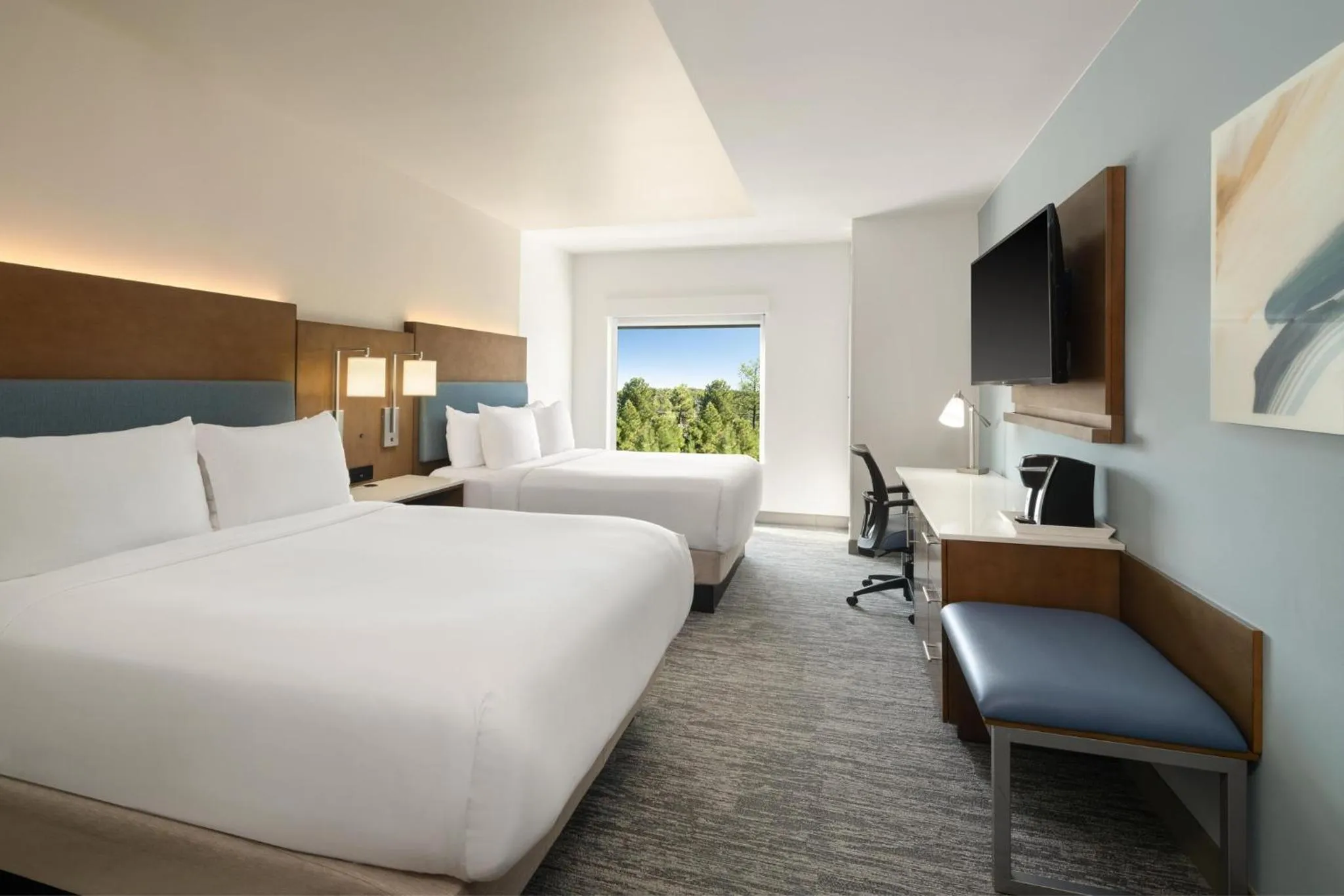 Photo of the whole room, Bed in EVEN Hotel Alpharetta - Avalon Area by IHG