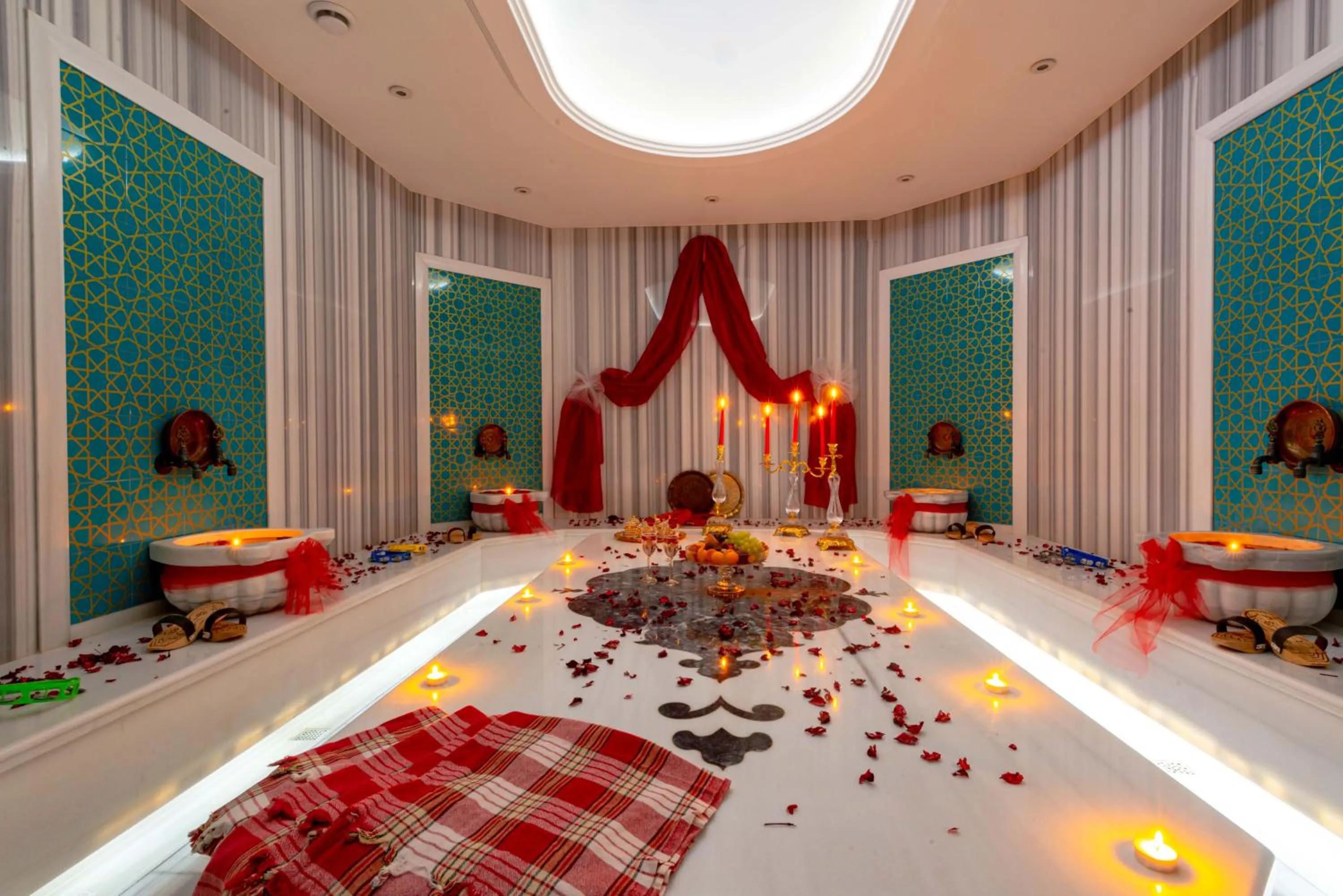 Public Bath in The Craton Hotel Sisli