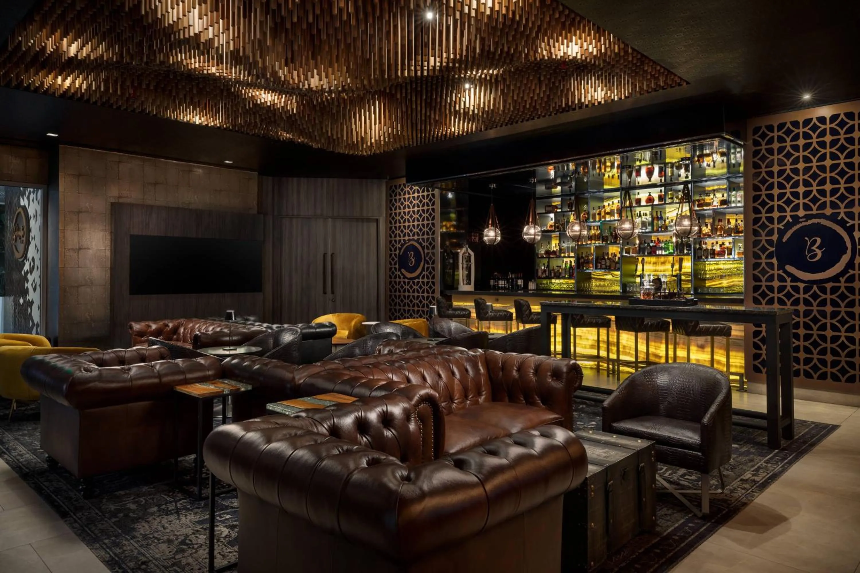 Lounge or bar in AC Hotel by Marriott San Juan Condado