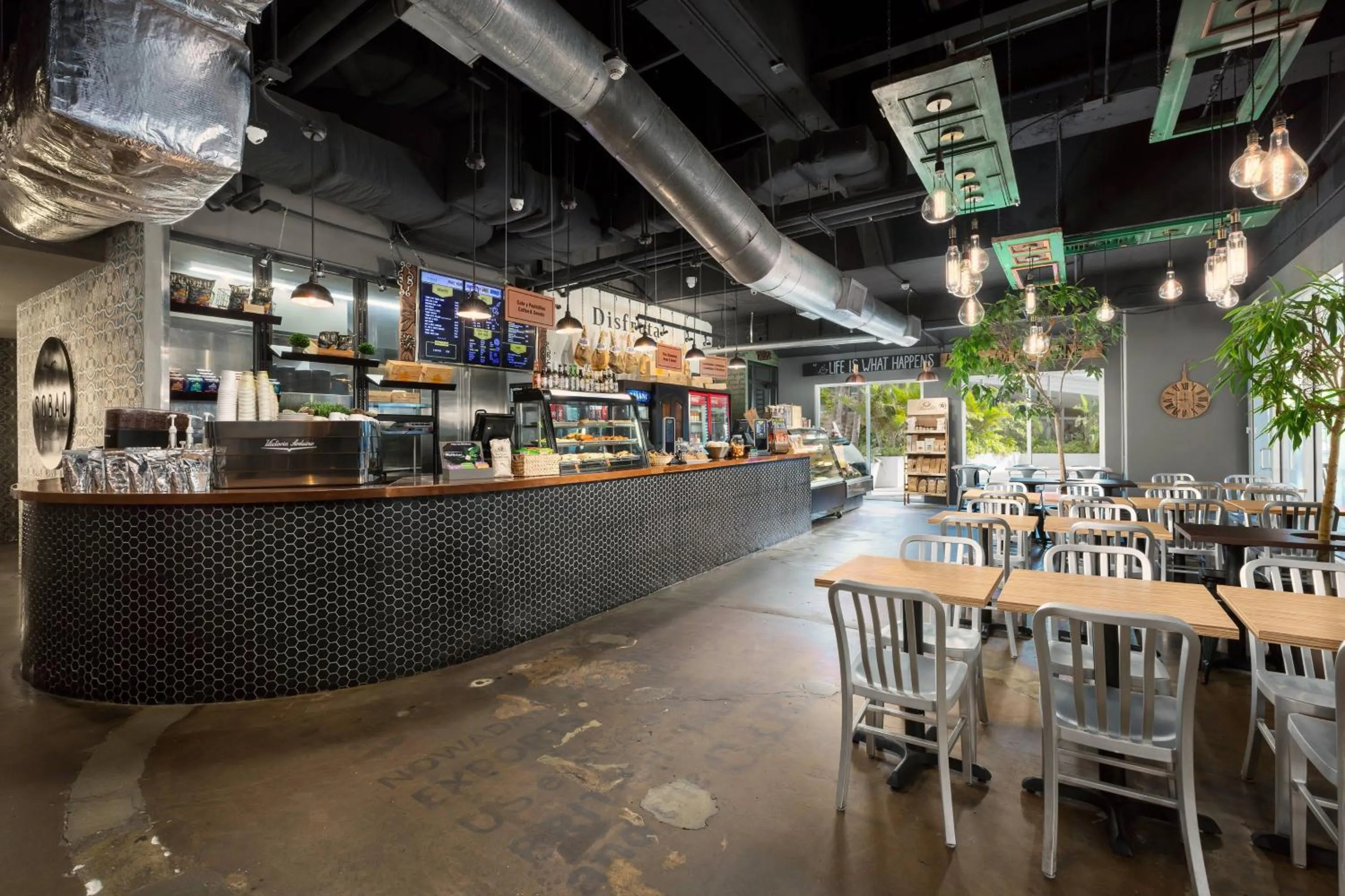 Restaurant/places to eat in AC Hotel by Marriott San Juan Condado