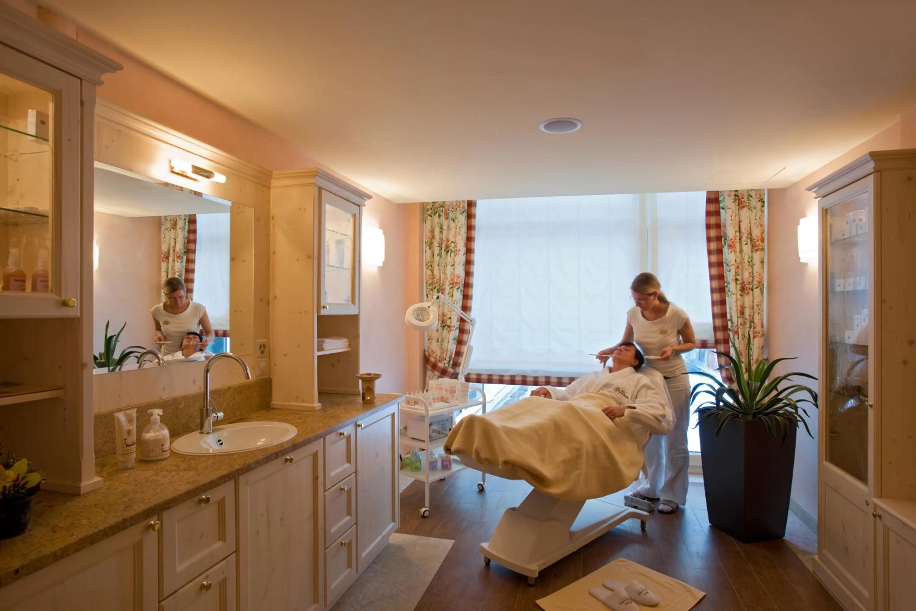 Spa and wellness centre/facilities, Bed in Resort La Ginabelle