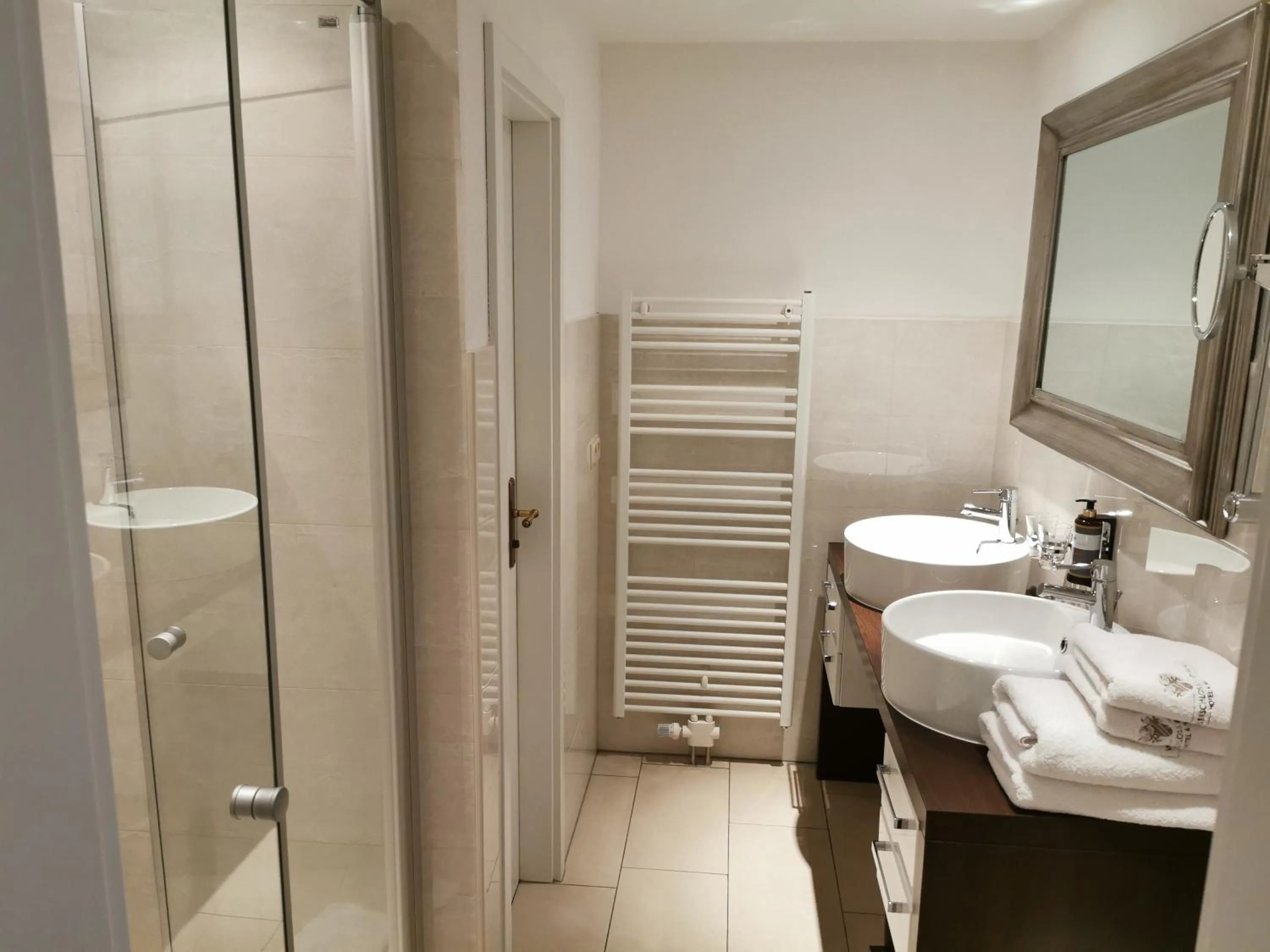 Bathroom in Hotel & Spa Wasserschloss Westerburg