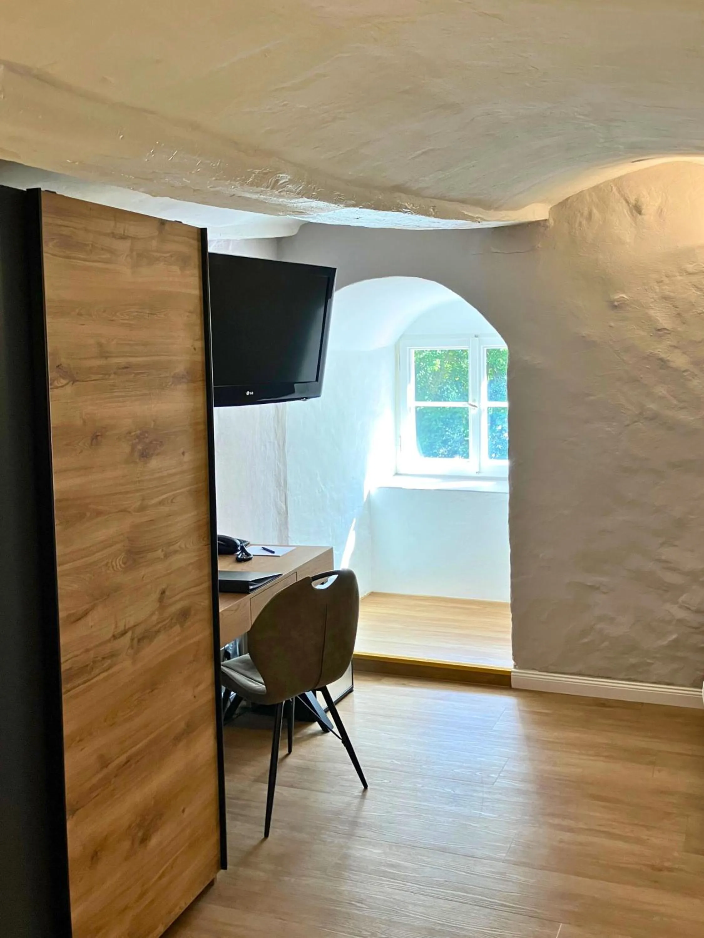 TV and multimedia in Hotel & Spa Wasserschloss Westerburg