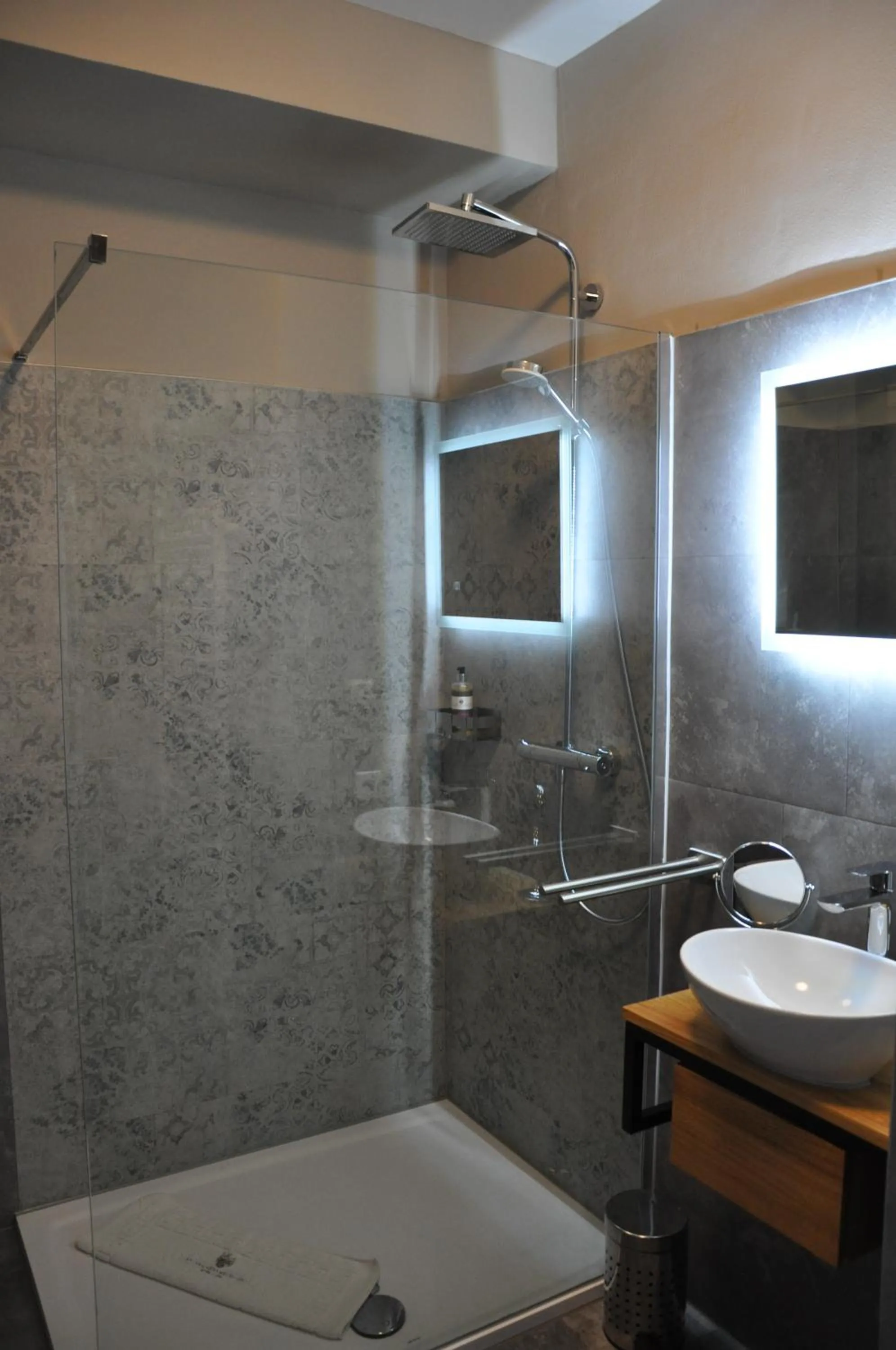Bathroom in Hotel & Spa Wasserschloss Westerburg