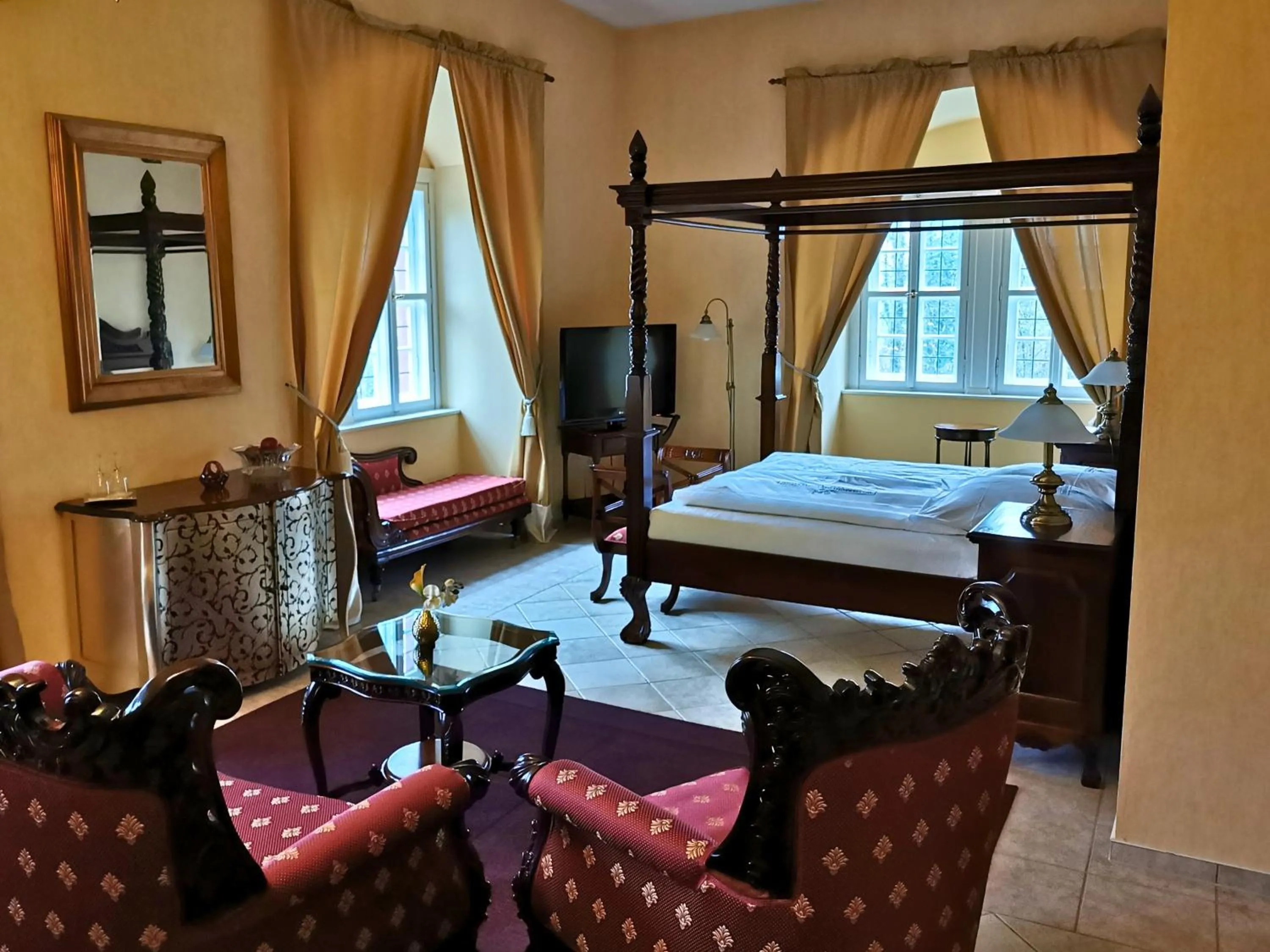 Bed in Hotel & Spa Wasserschloss Westerburg