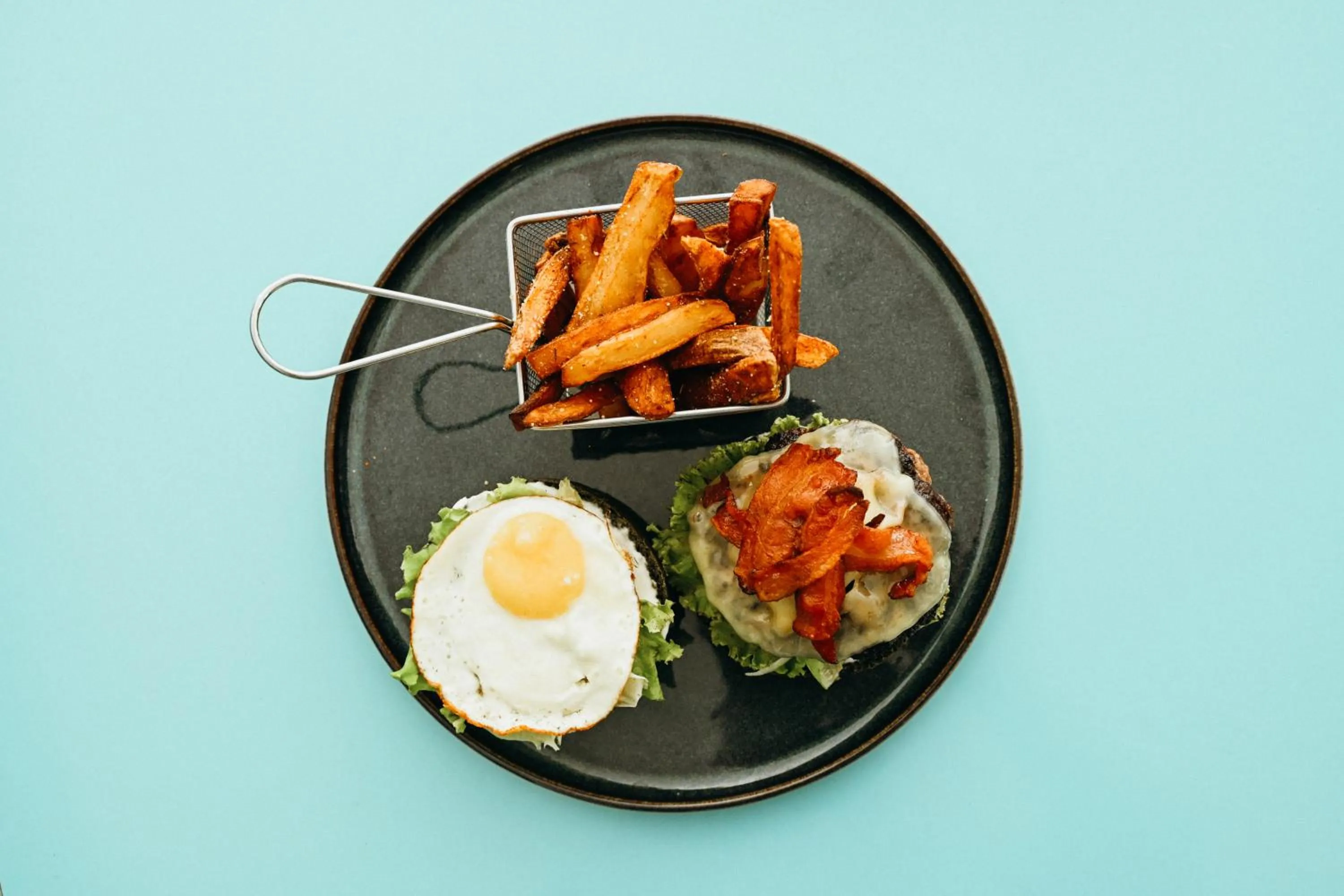 Restaurant/places to eat in Mythic Suites & Villas by MJ Holidays