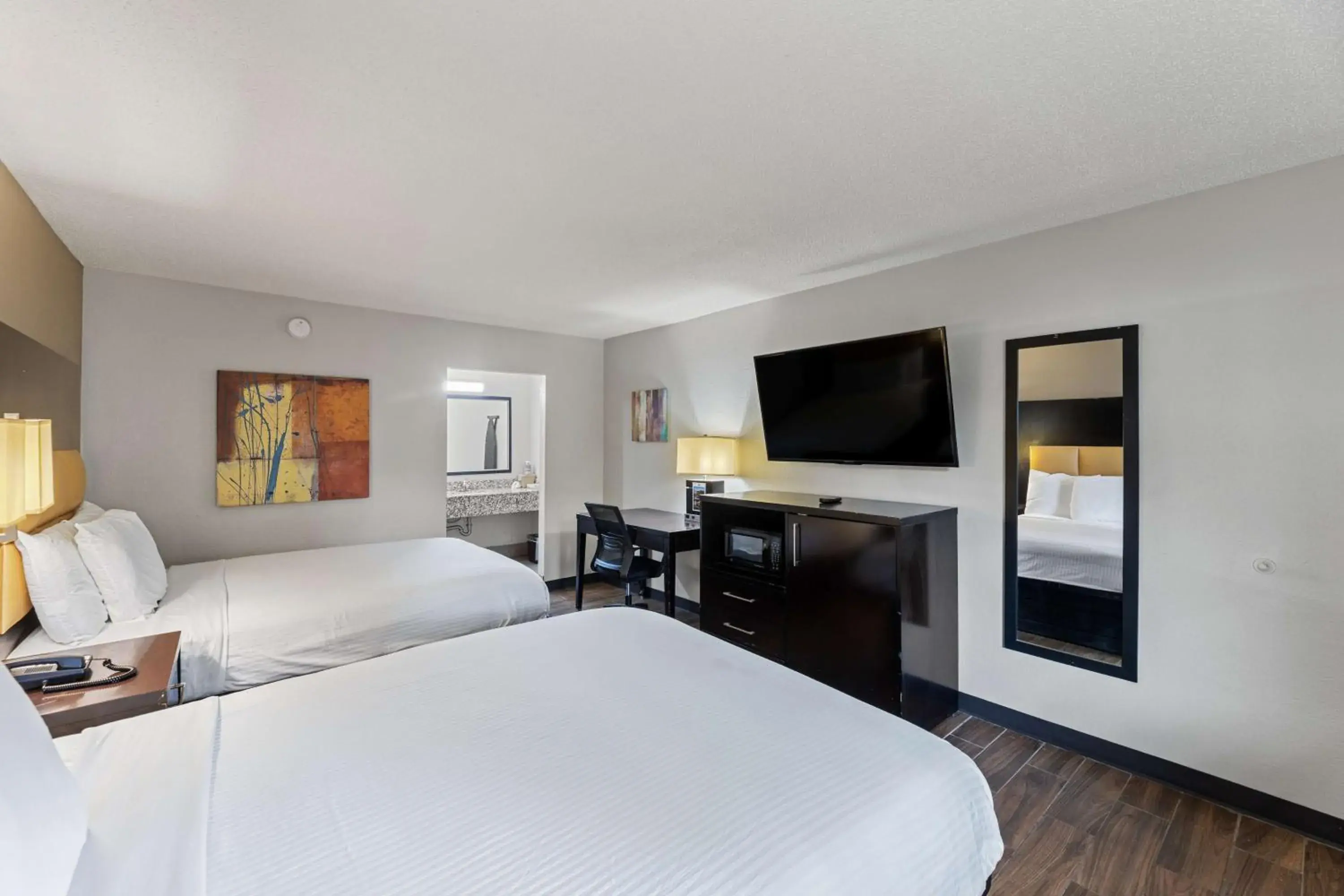 Double Room with Two Double Beds - Non-Smoking in Americas Best Value Inn Fort Worth/Hurst Double Room with Two Double Beds - Non-Smoking in Americas Best Value Inn Fort Worth/Hurst