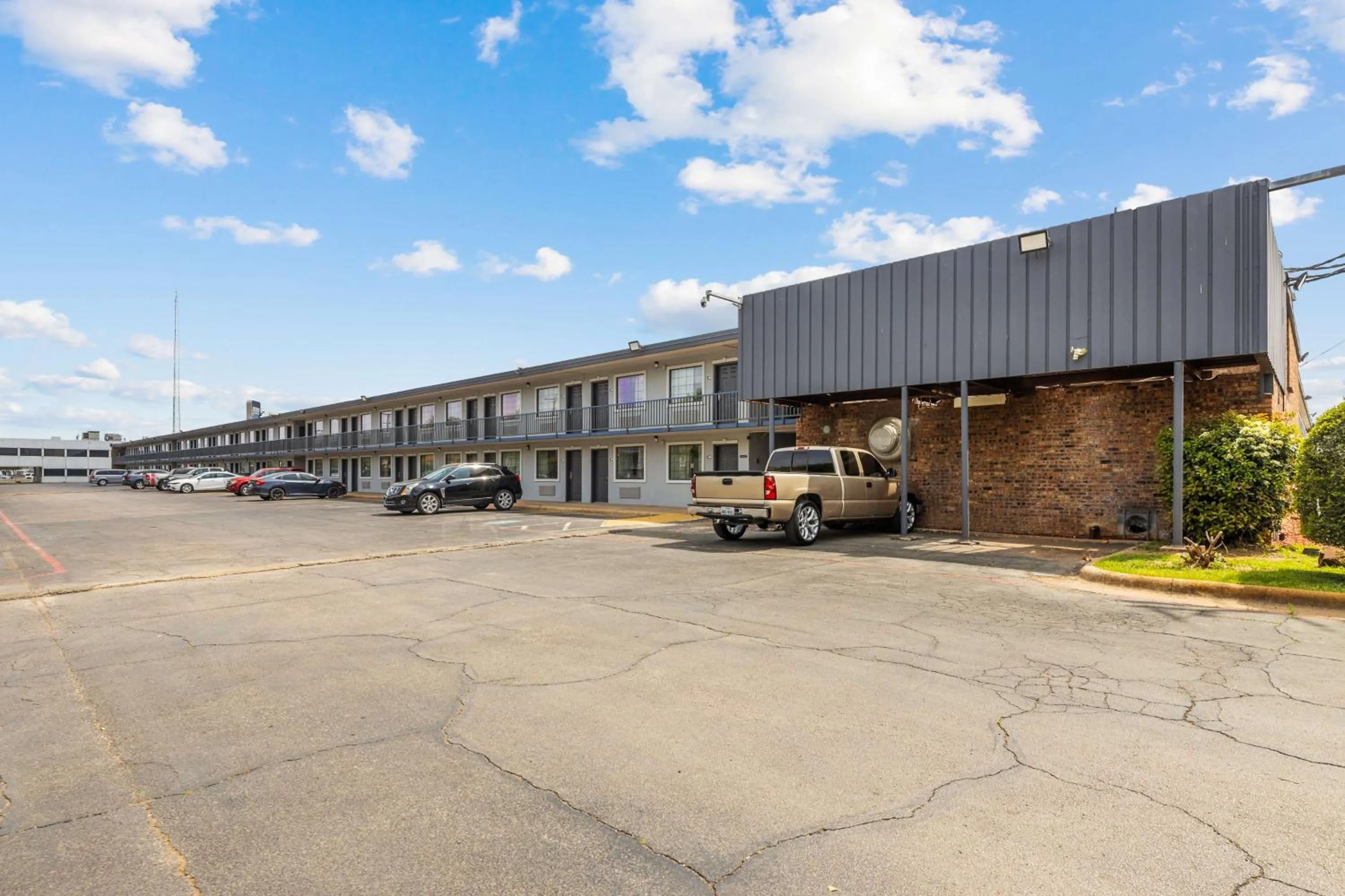 Property building in Americas Best Value Inn Fort Worth/Hurst