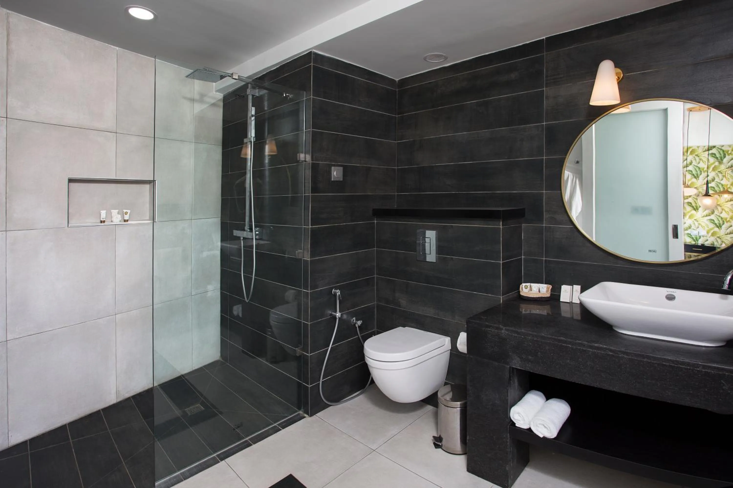 Bathroom in Le Centell Hotel & Spa