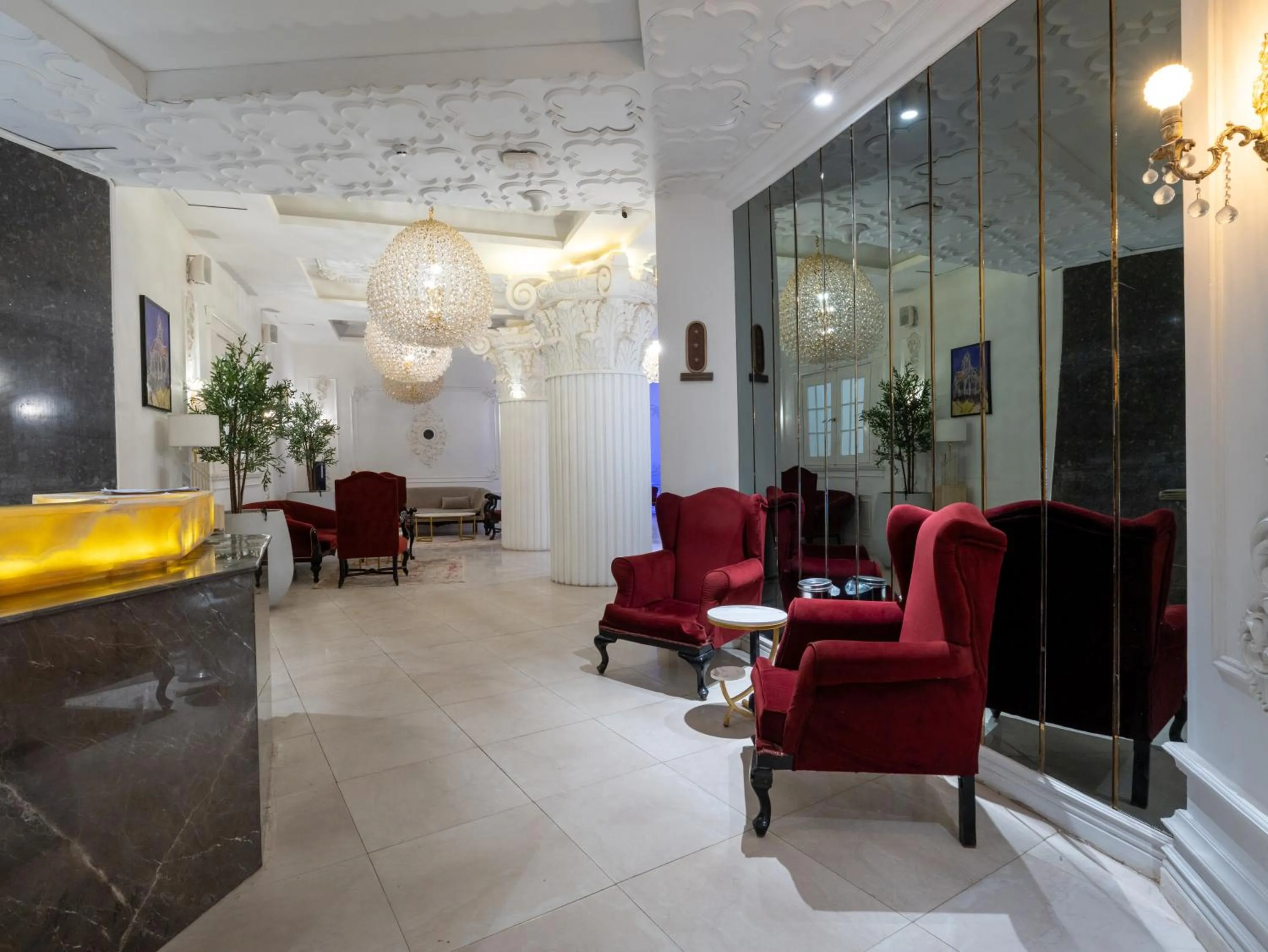 Lobby or reception in Panorama Ramsis Hotel & Cafe