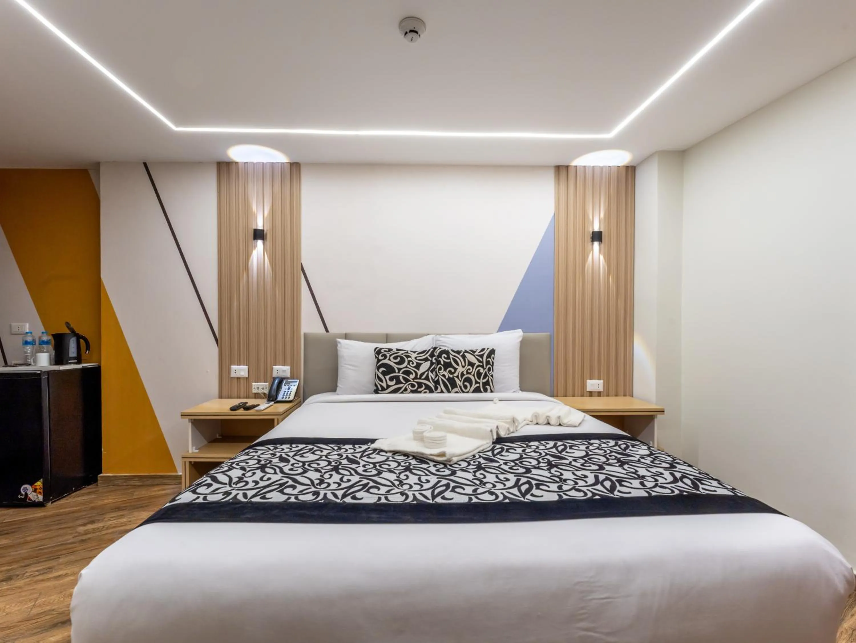 Bedroom, Bed in Panorama Ramsis Hotel & Cafe