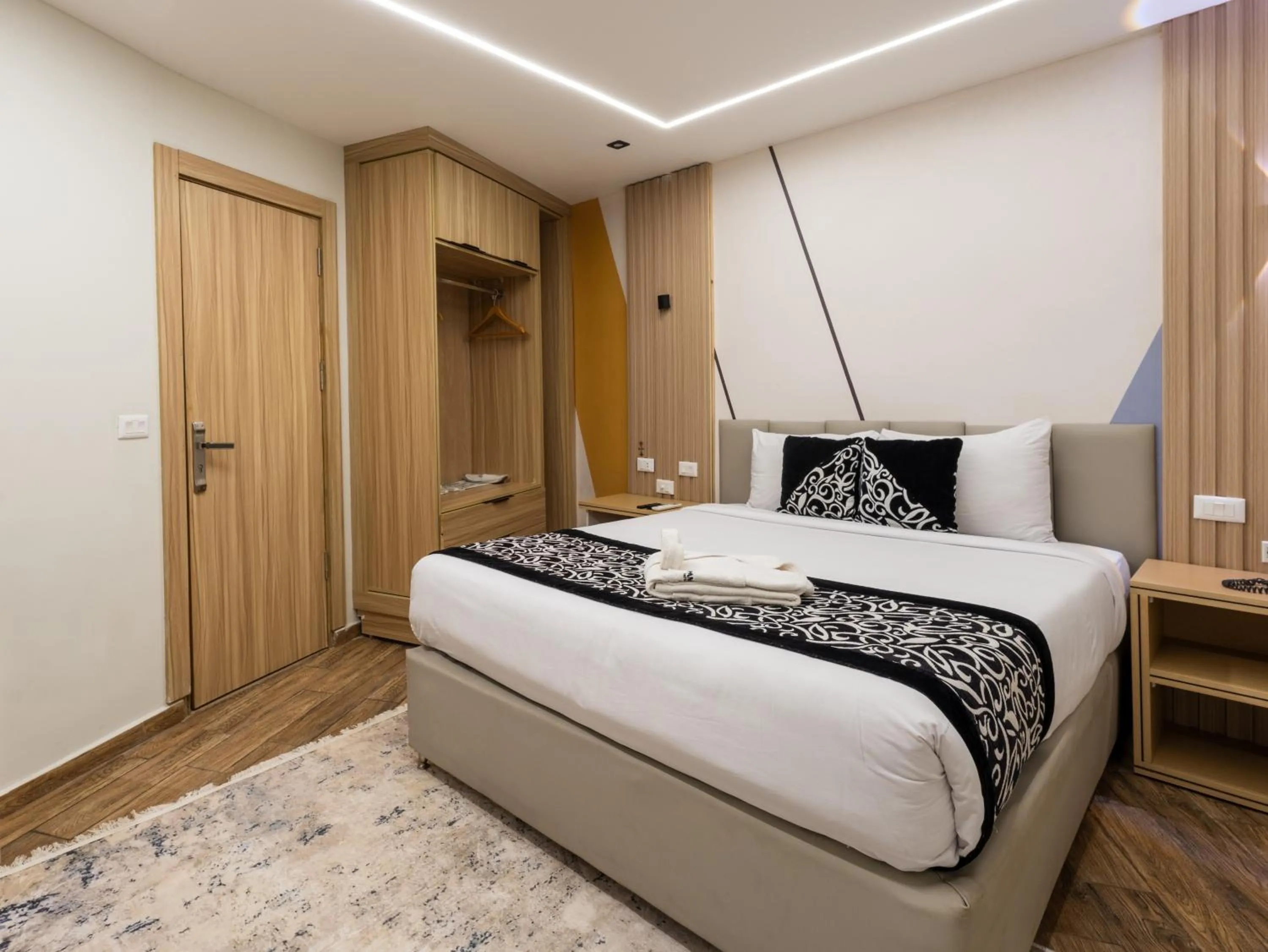 Bedroom, Bed in Panorama Ramsis Hotel & Cafe