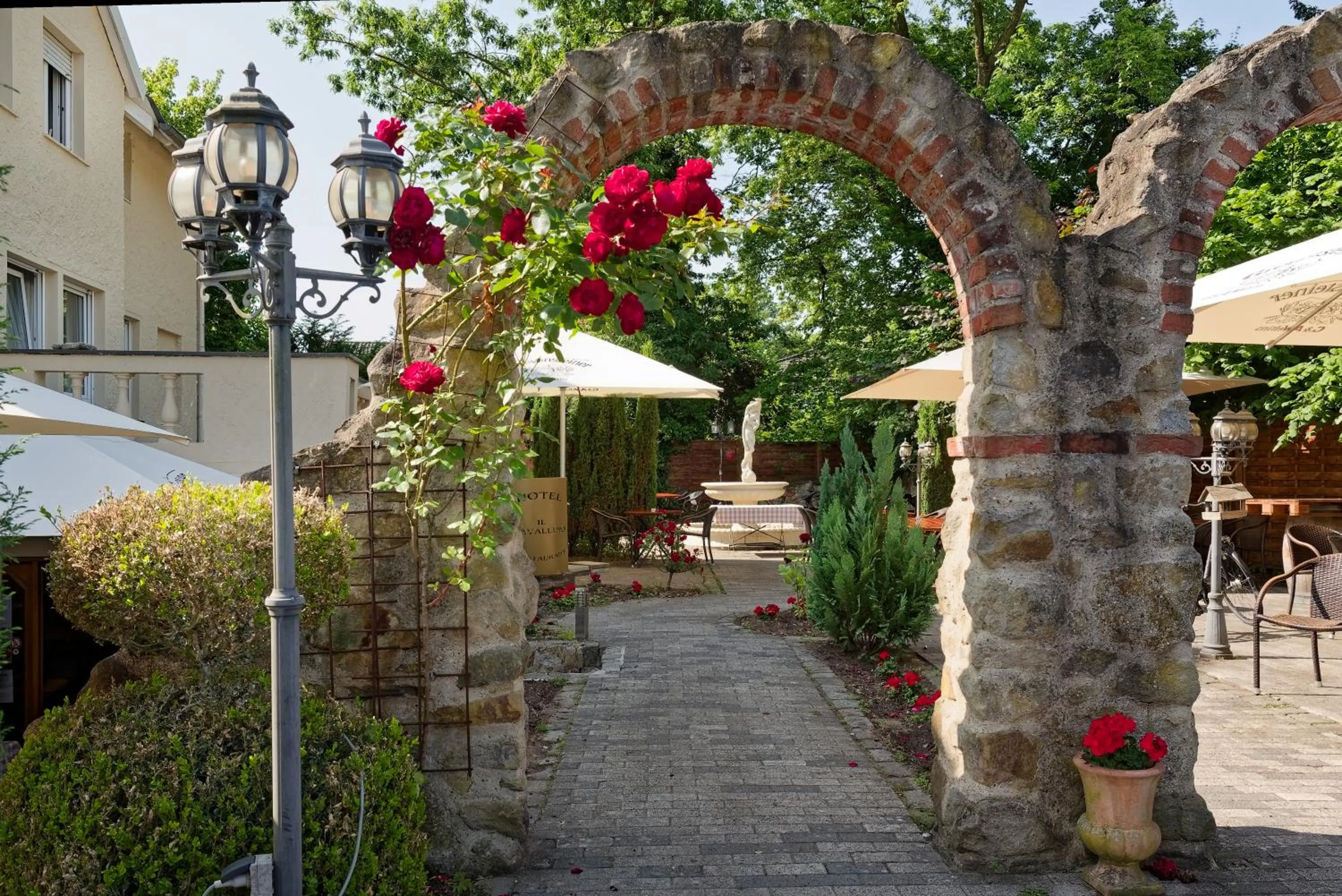 Garden view in Hotel Il Cavallino