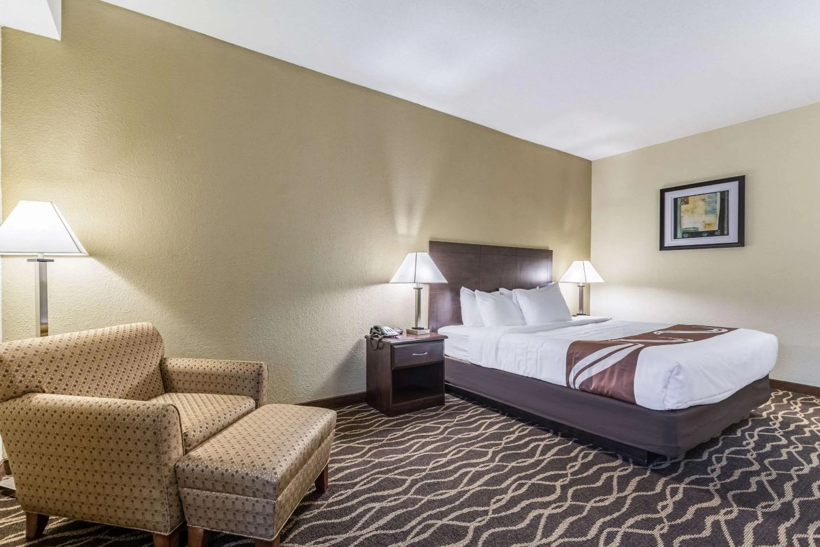 Photo of the whole room, Bed in Quality Inn & Suites Southport