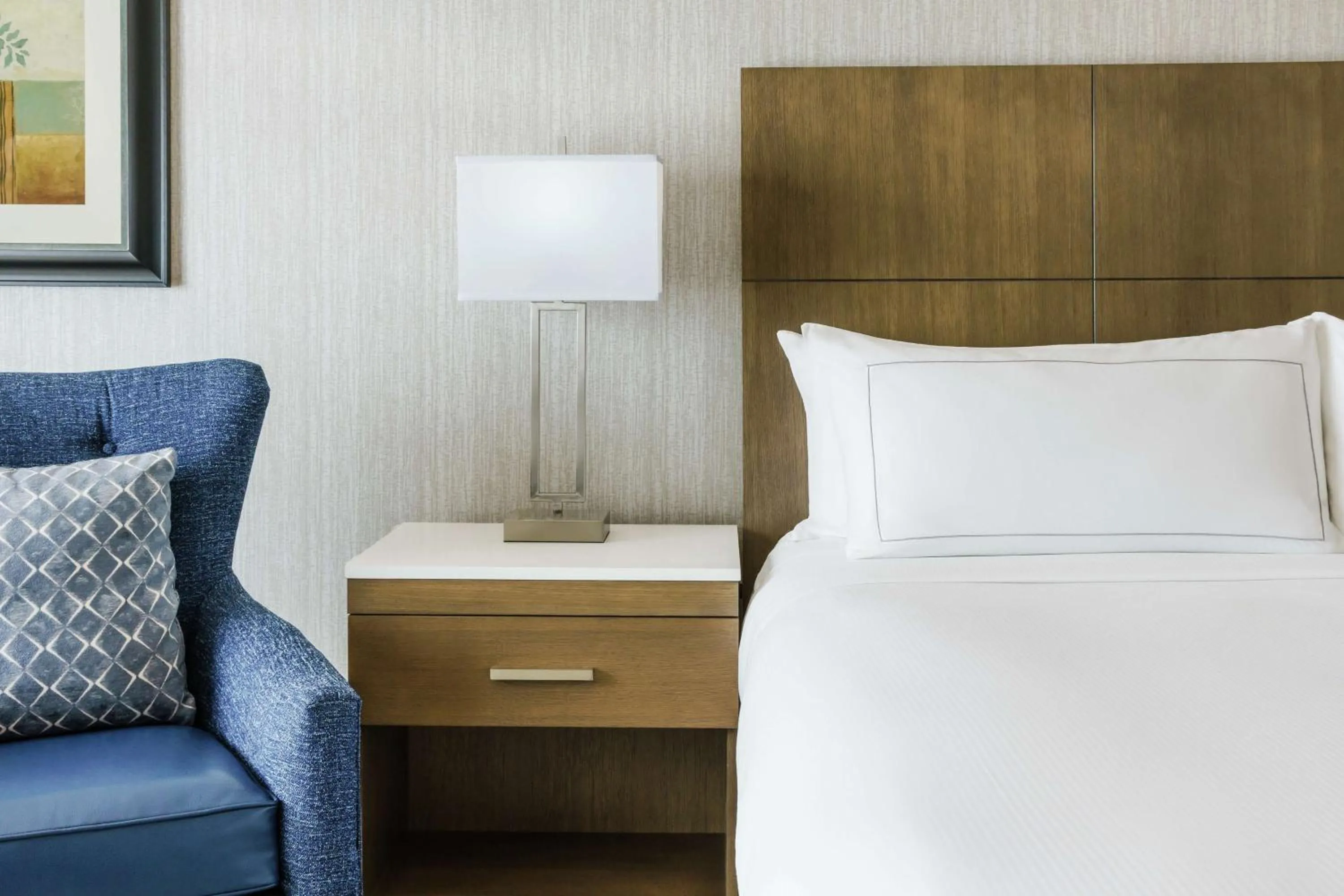 Bed in DoubleTree by Hilton Colorado Springs