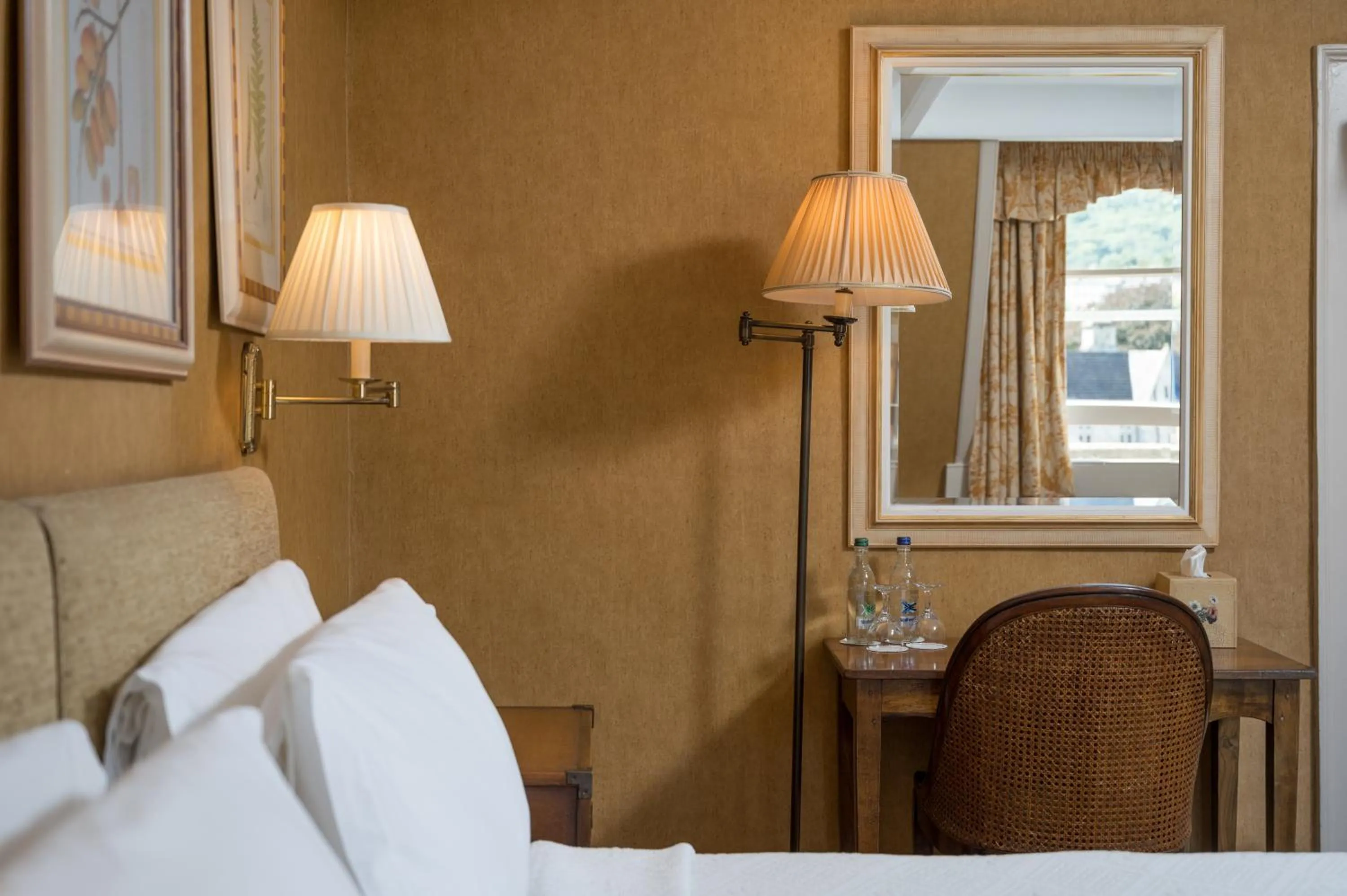 Summer, Bed in Dukes Bath