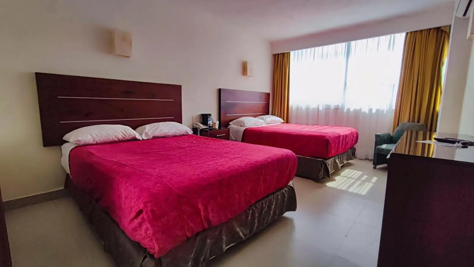 Bed in Hotel May Palace