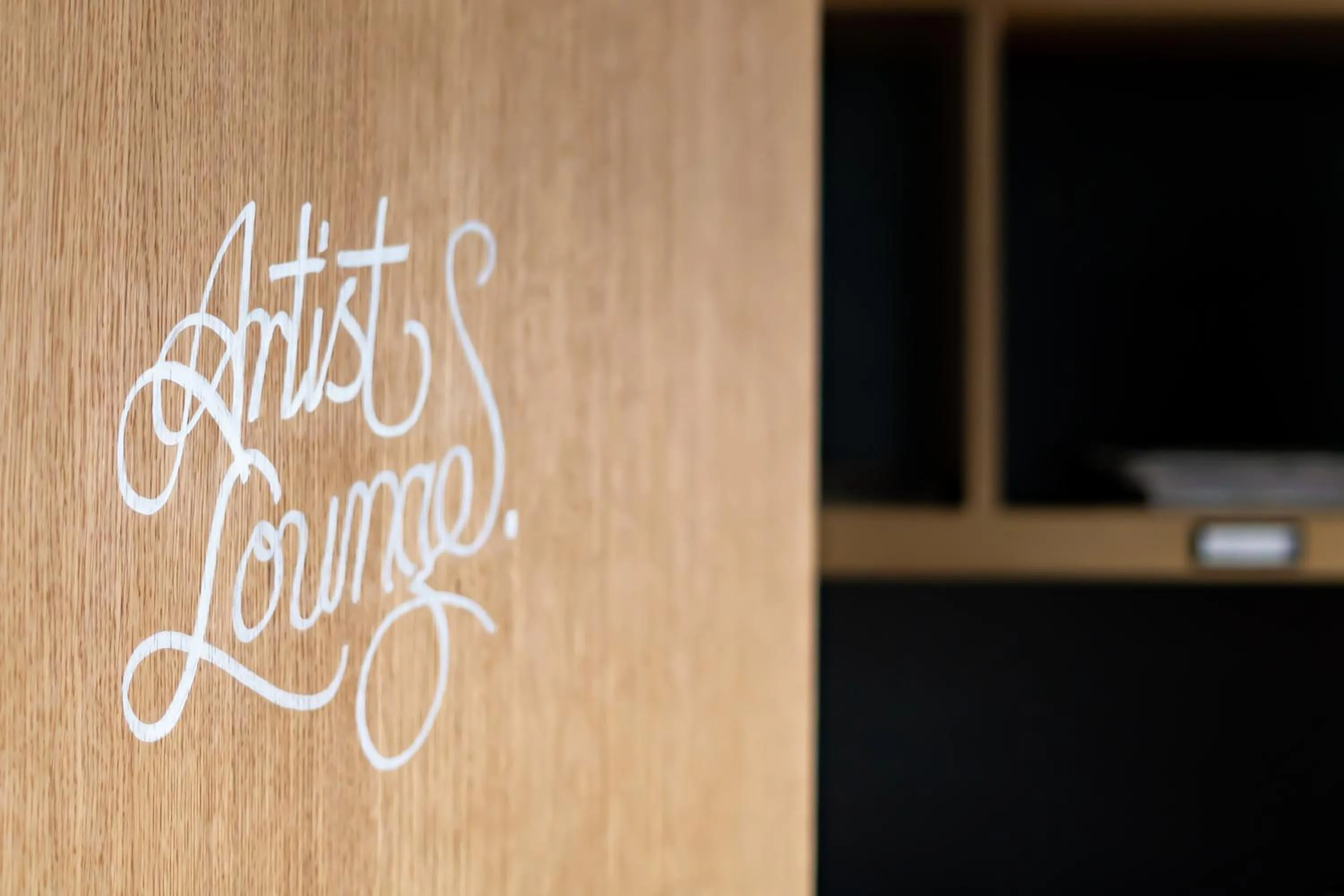 Lounge or bar in ART HOUSE Basel - Member of Design Hotels