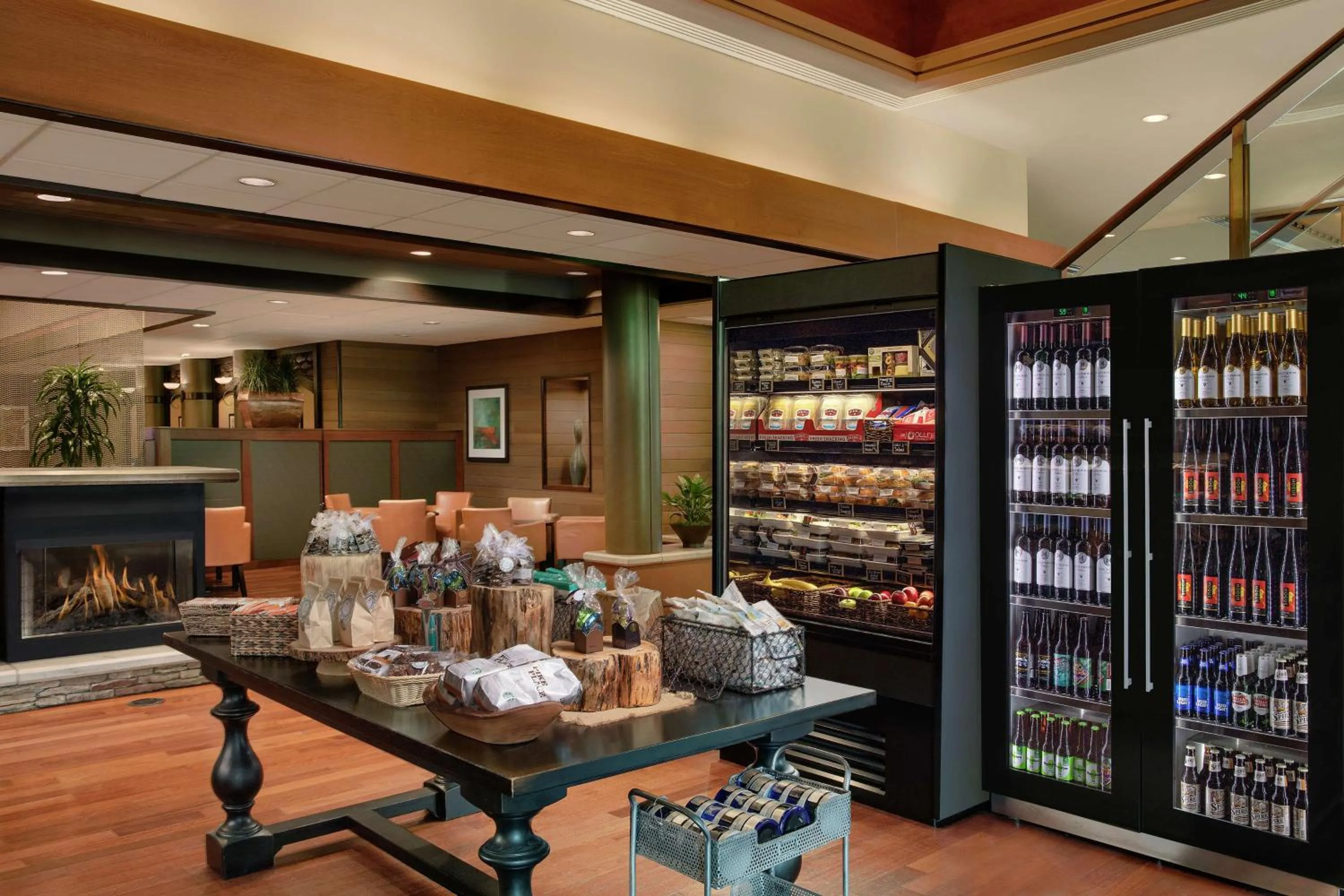 Restaurant/places to eat in DoubleTree by Hilton Seattle Airport