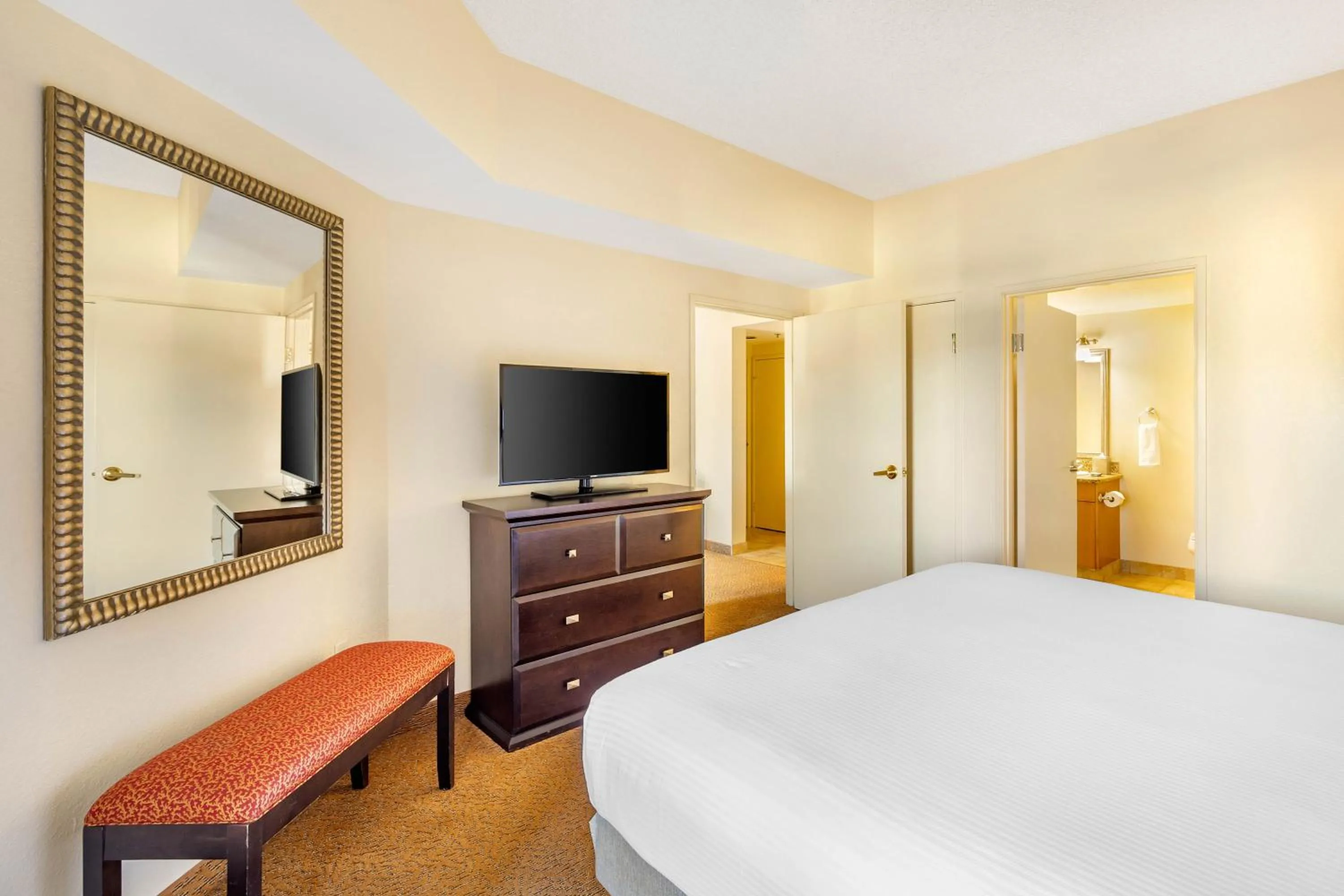 Bedroom, Bed in Hilton Vacation Club Polo Towers Las Vegas